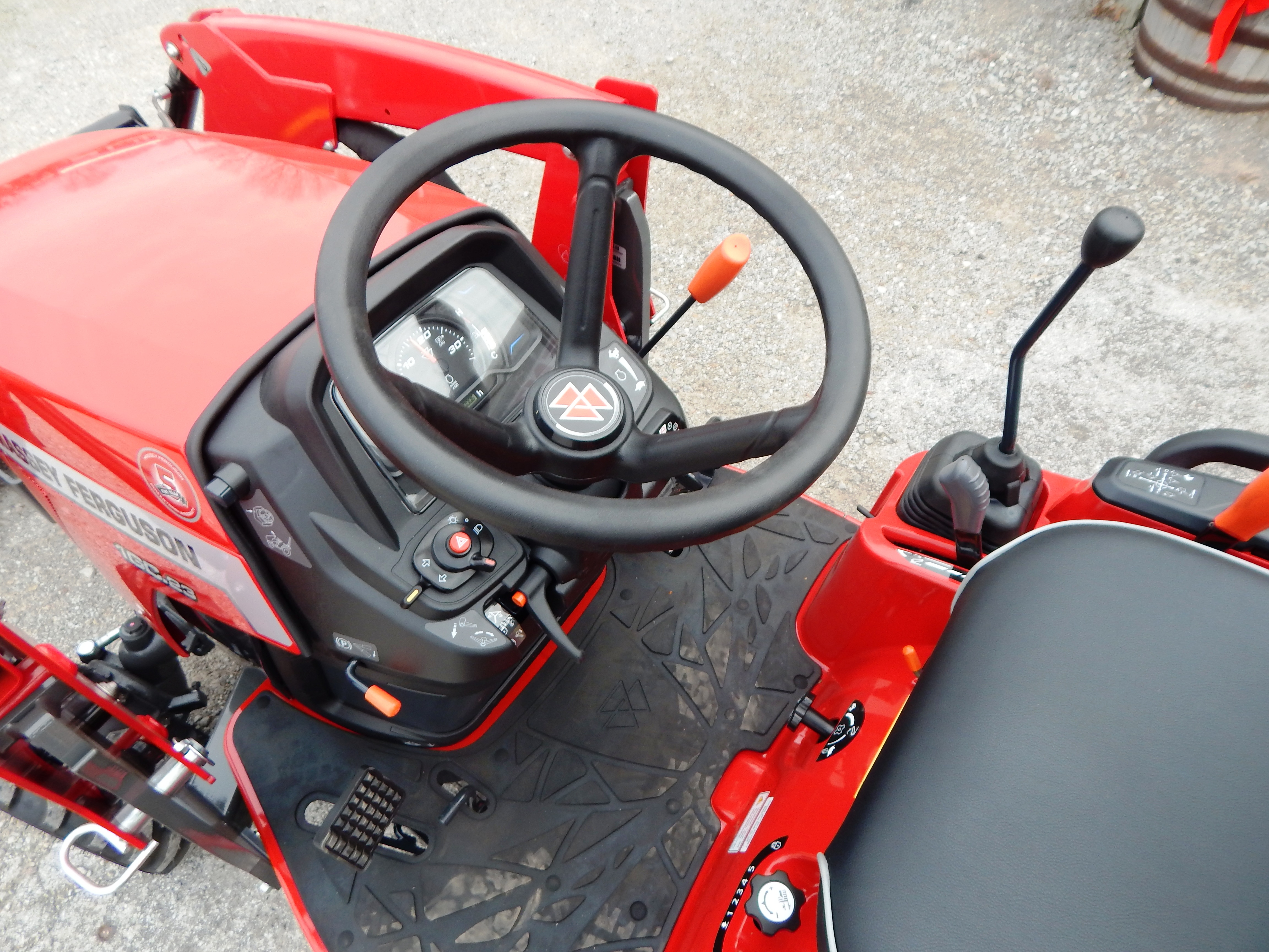 2025 Massey Ferguson 1GC.23B Tractor