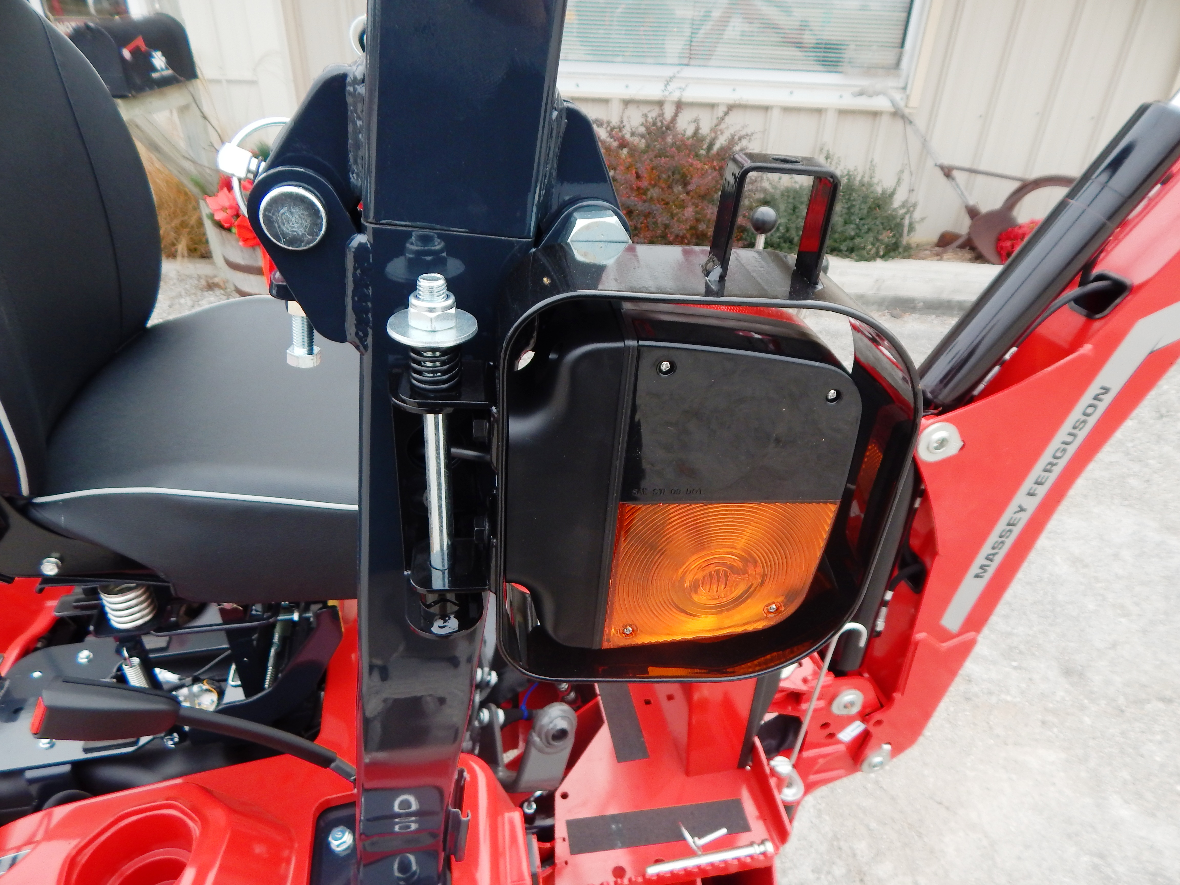 2025 Massey Ferguson 1GC.23B Tractor