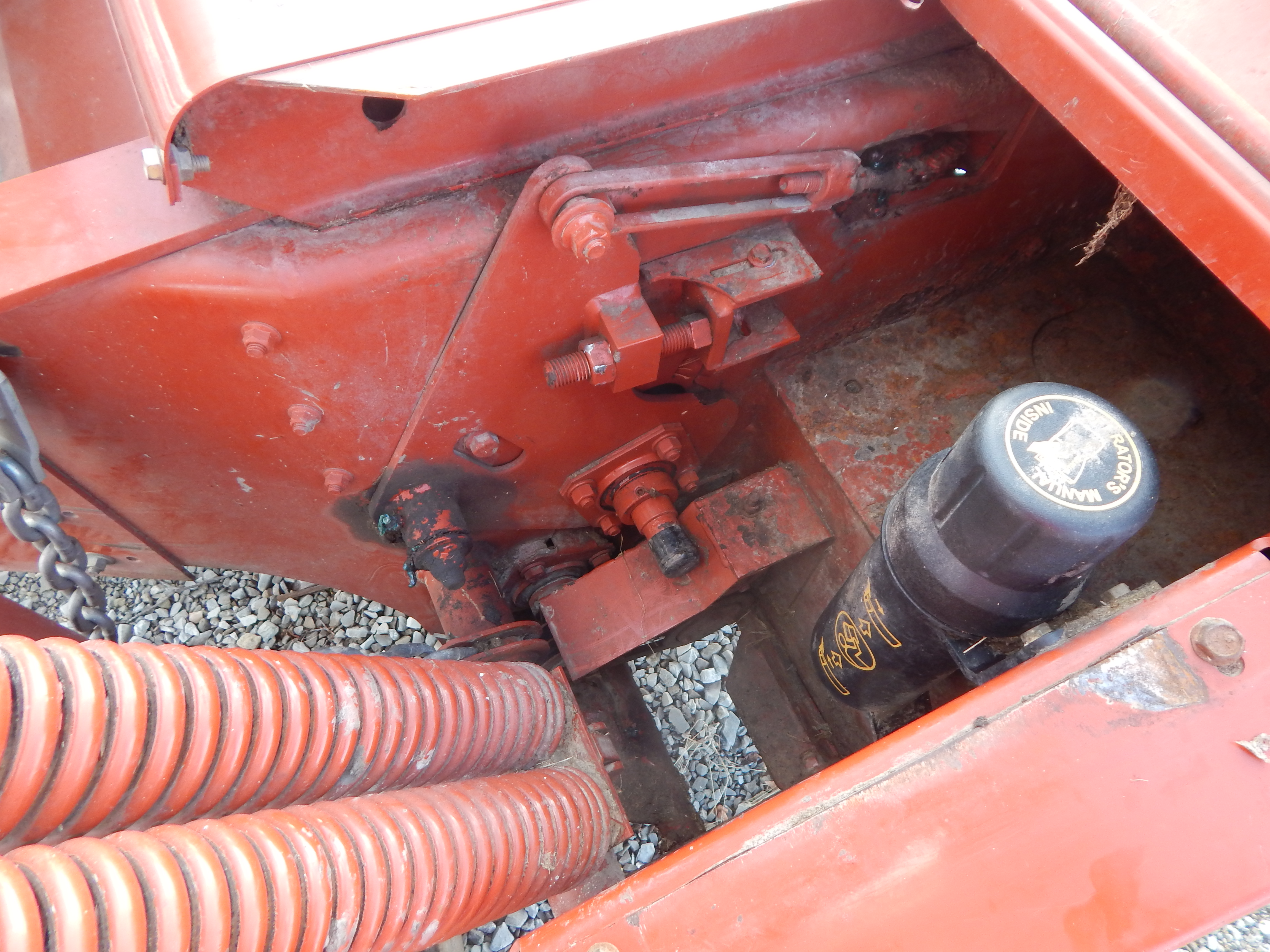 2005 AGCO Hesston 1345 Mower Conditioner/Disc