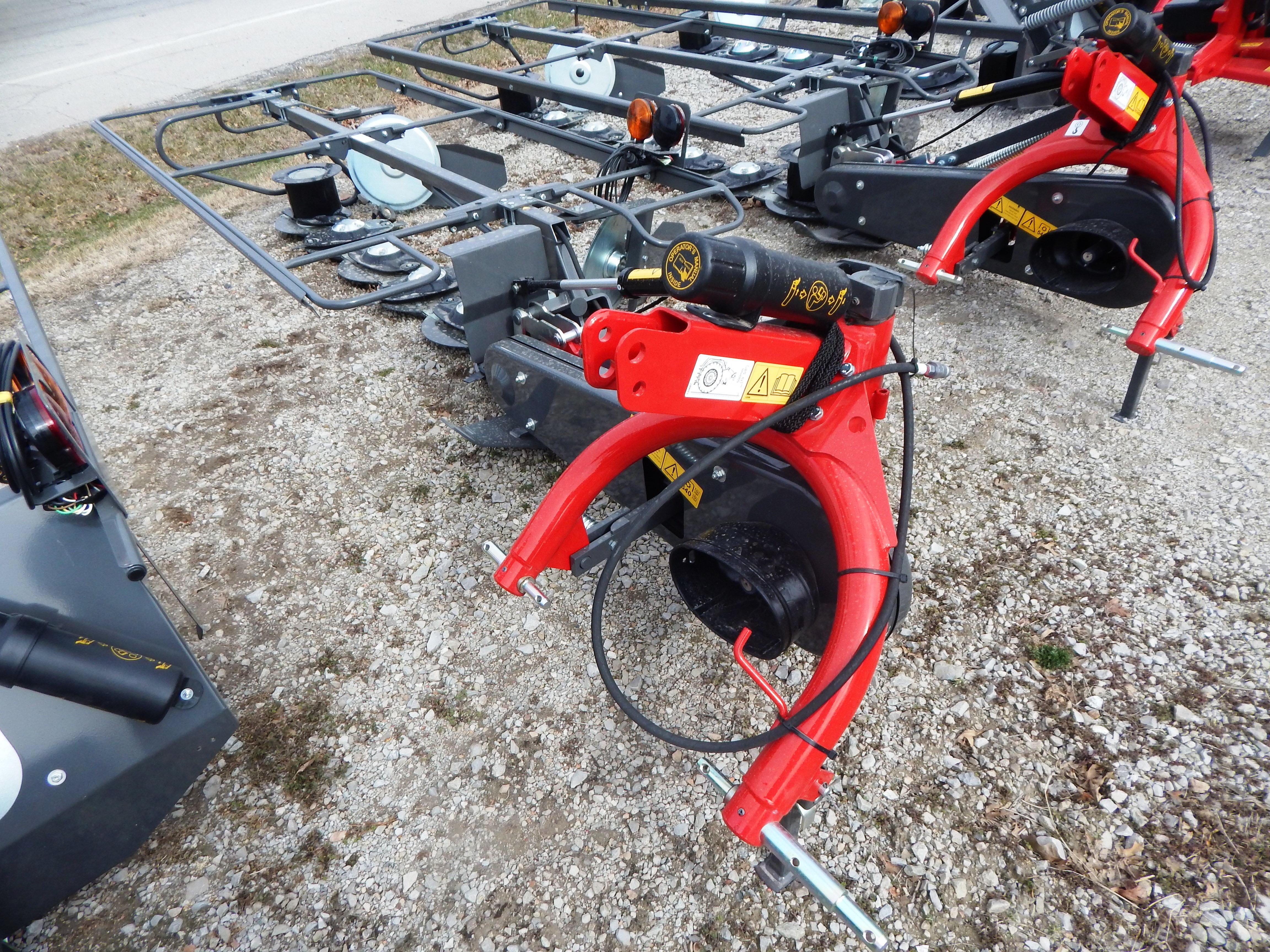 2026 Massey Ferguson DM246 Farmer Mower/Disc