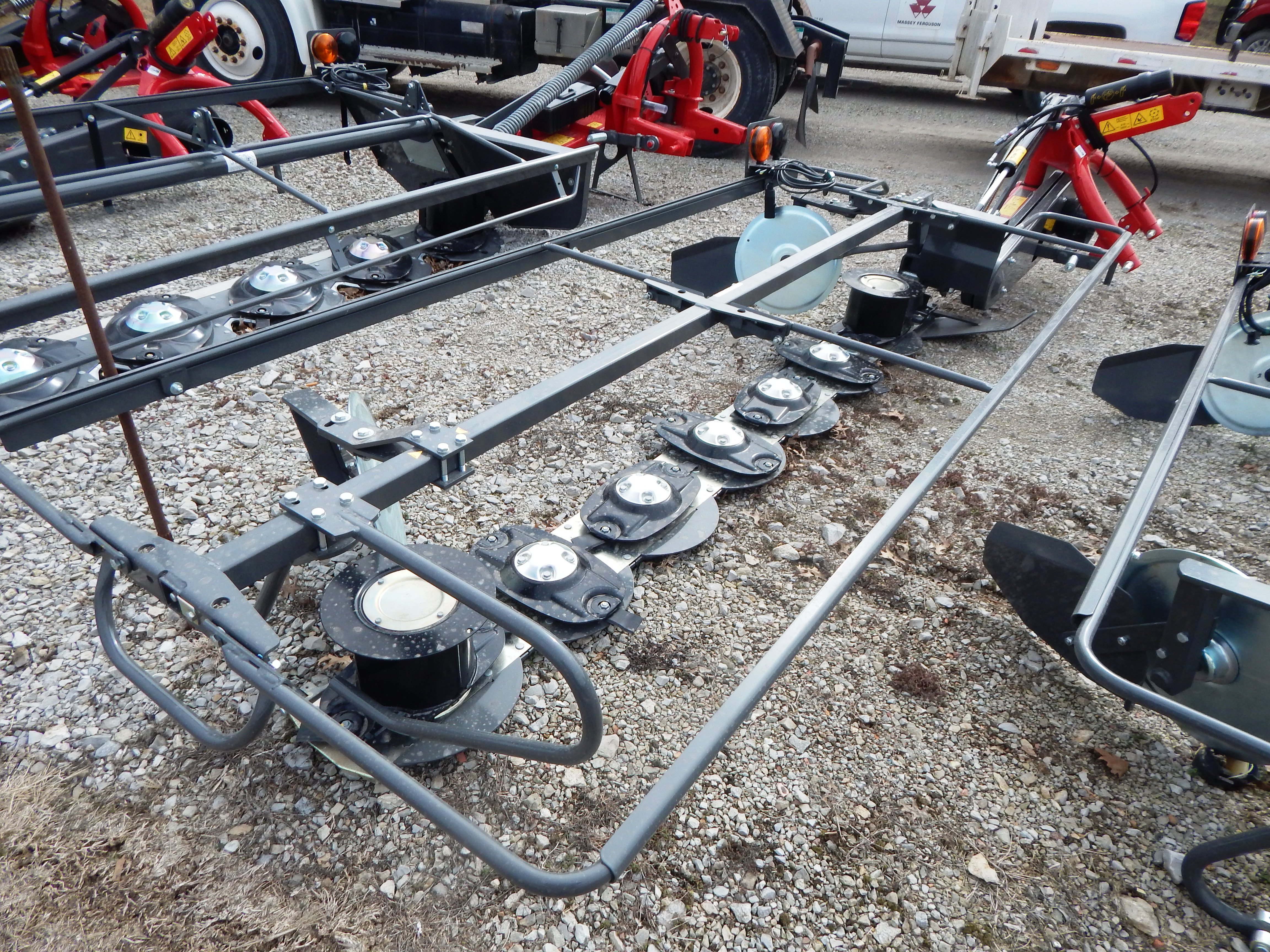 2026 Massey Ferguson DM287 Farmer Mower/Disc