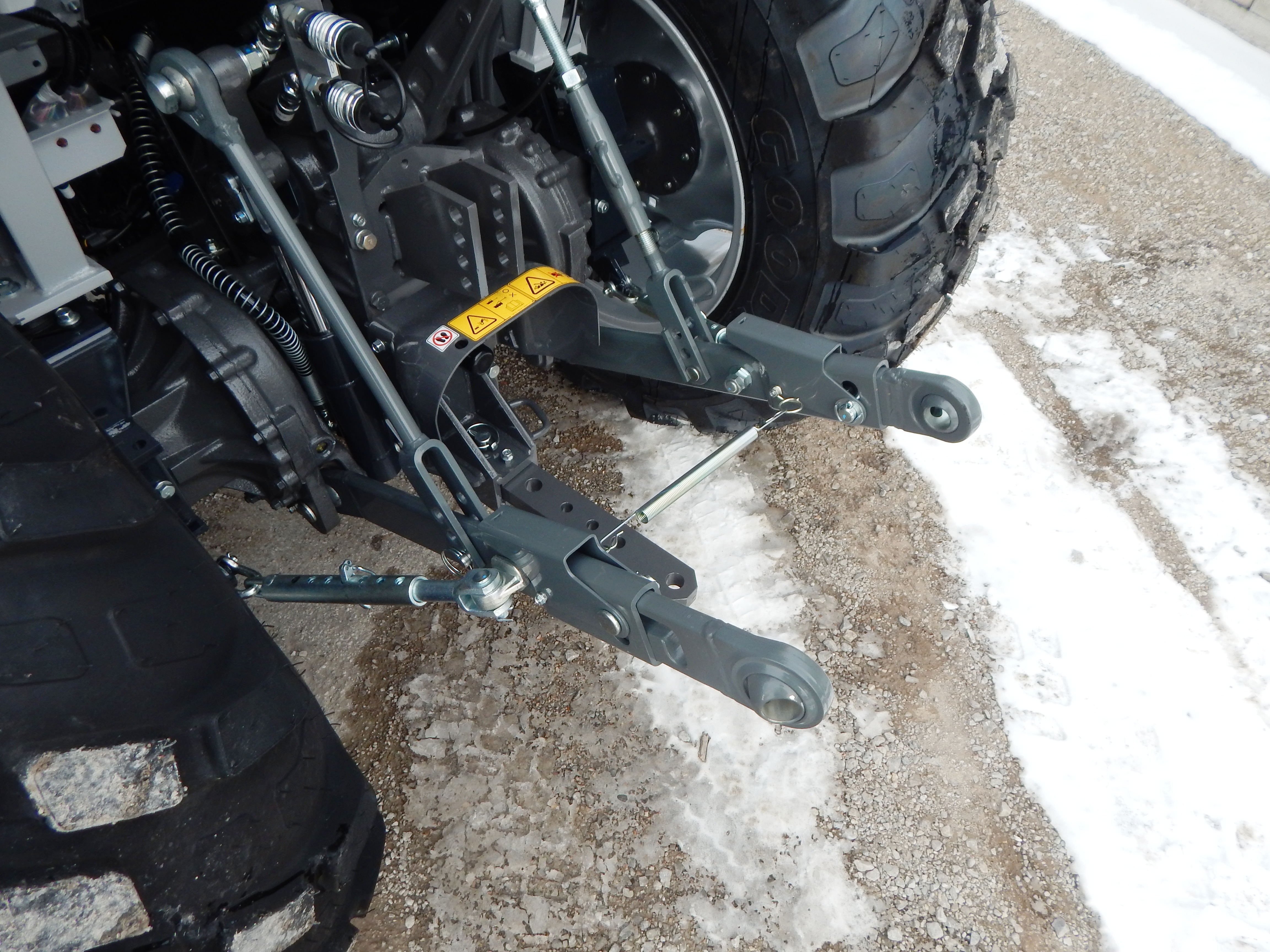 2026 Massey Ferguson 2M.60 eHydro Deluxe Cab Tractor