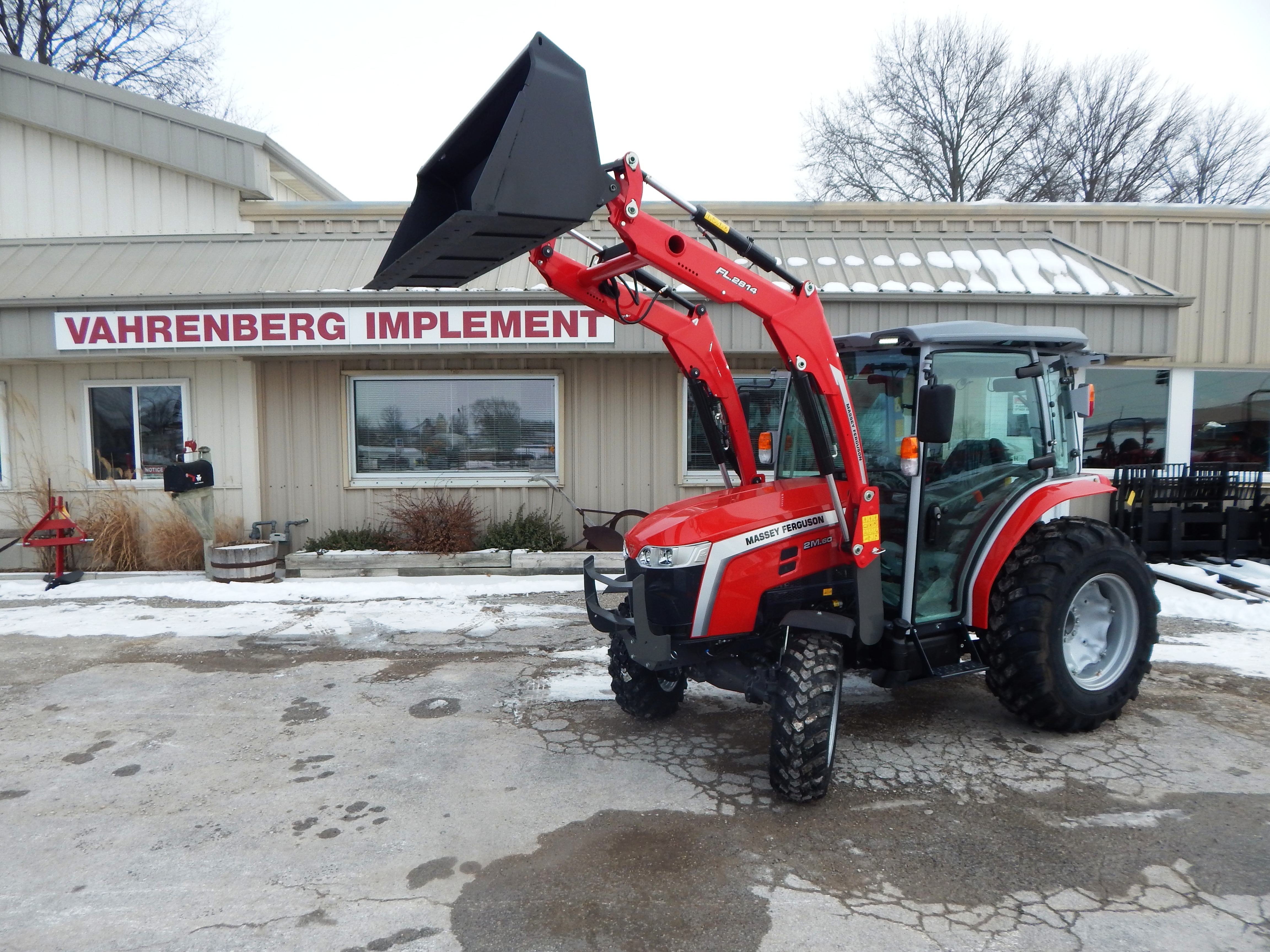 2026 Massey Ferguson 2M.60 eHydro Deluxe Cab Tractor