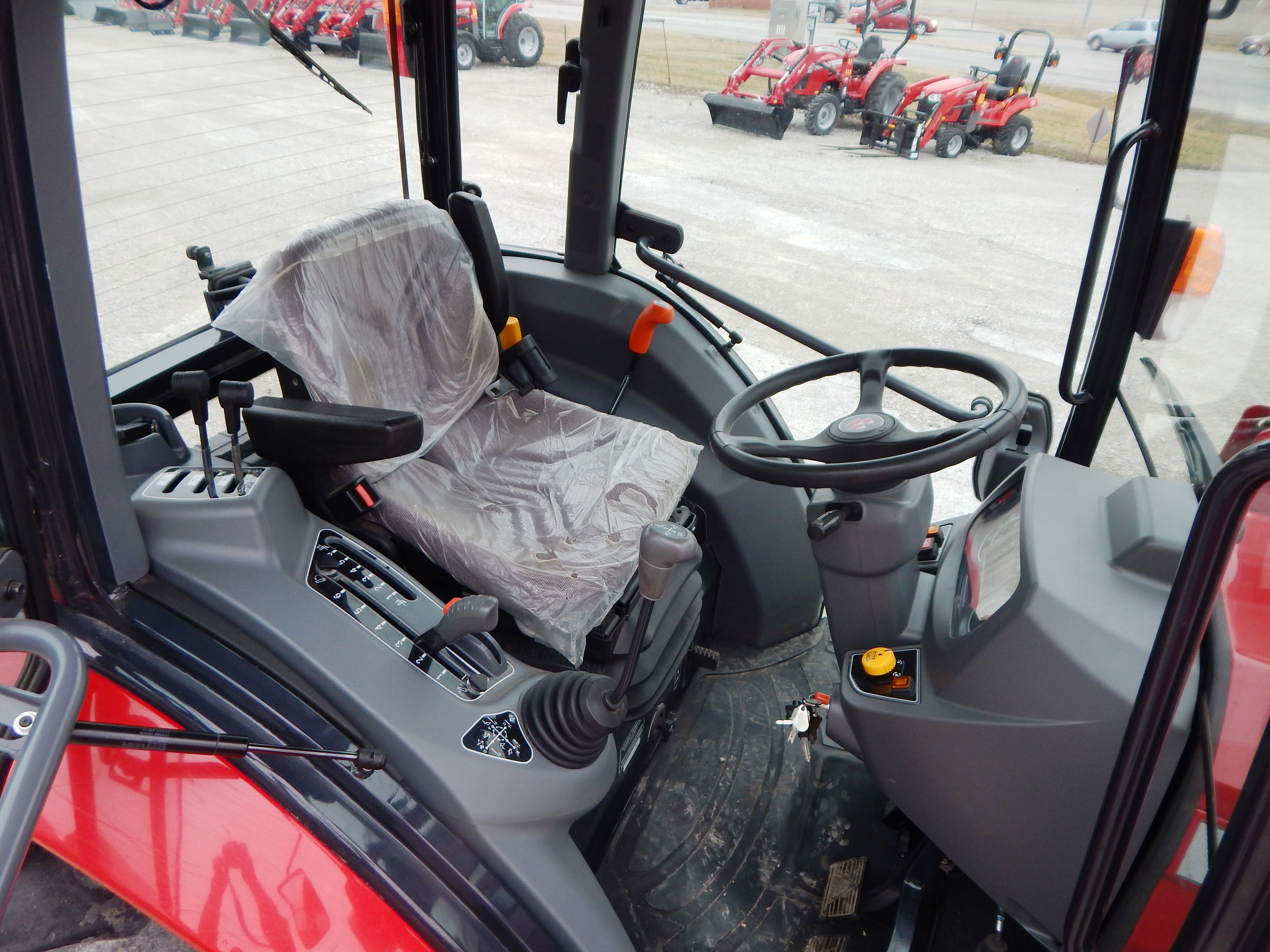 2022 Massey Ferguson 2860M eHydro Deluxe Cab Tractor