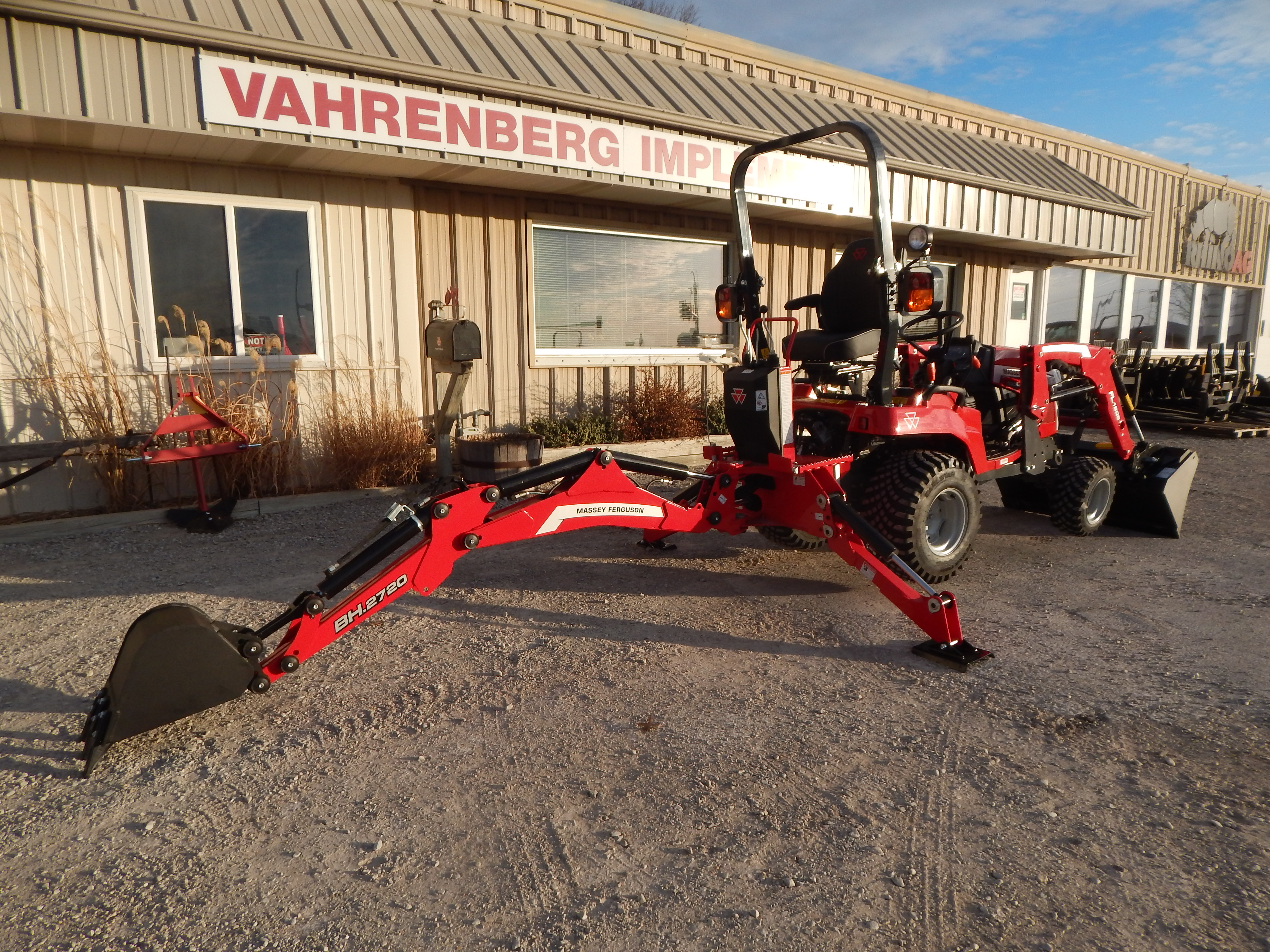 2025 Massey Ferguson 1GC.25B TLB Tractor