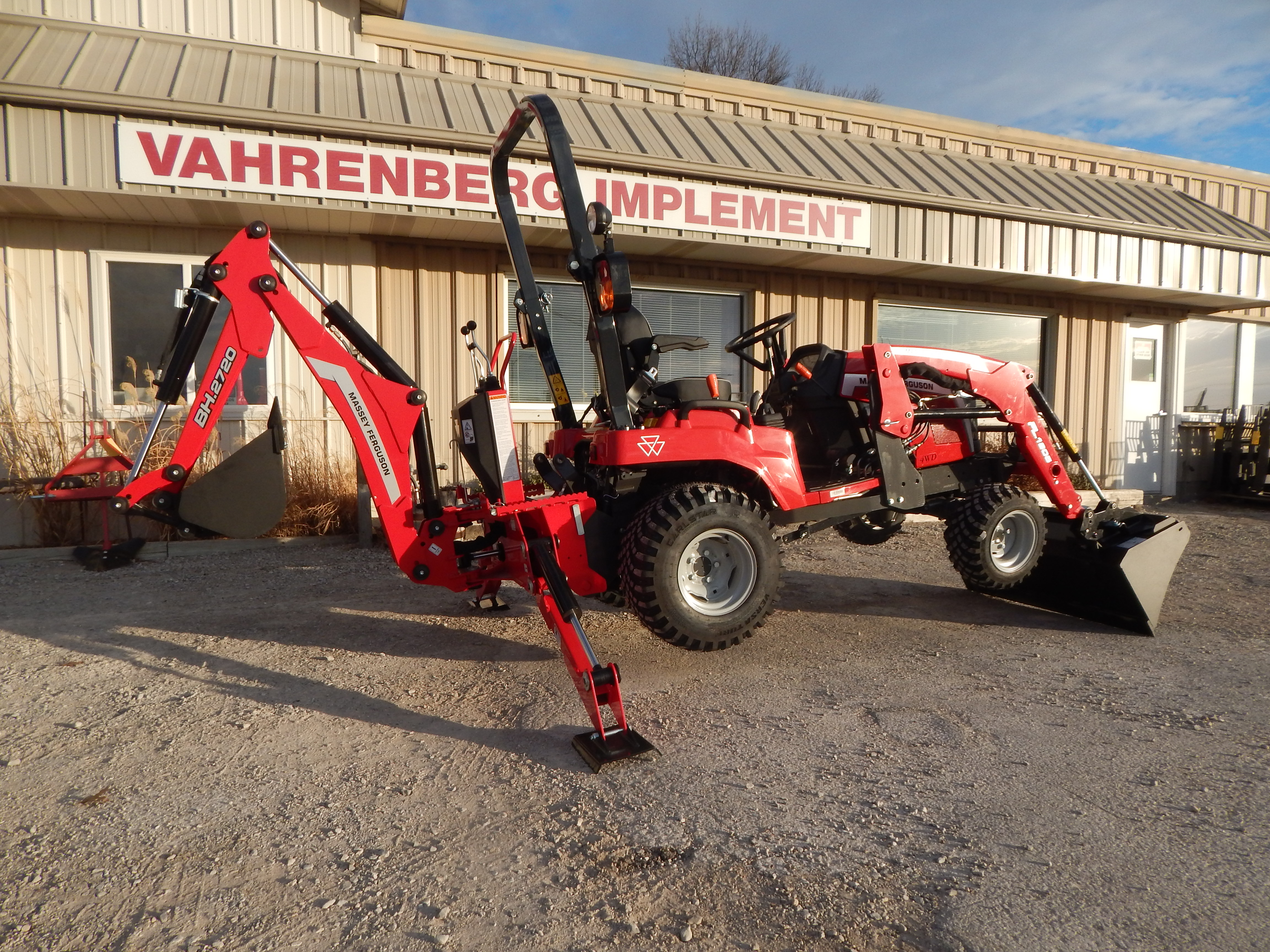 2025 Massey Ferguson 1GC.25B TLB Tractor