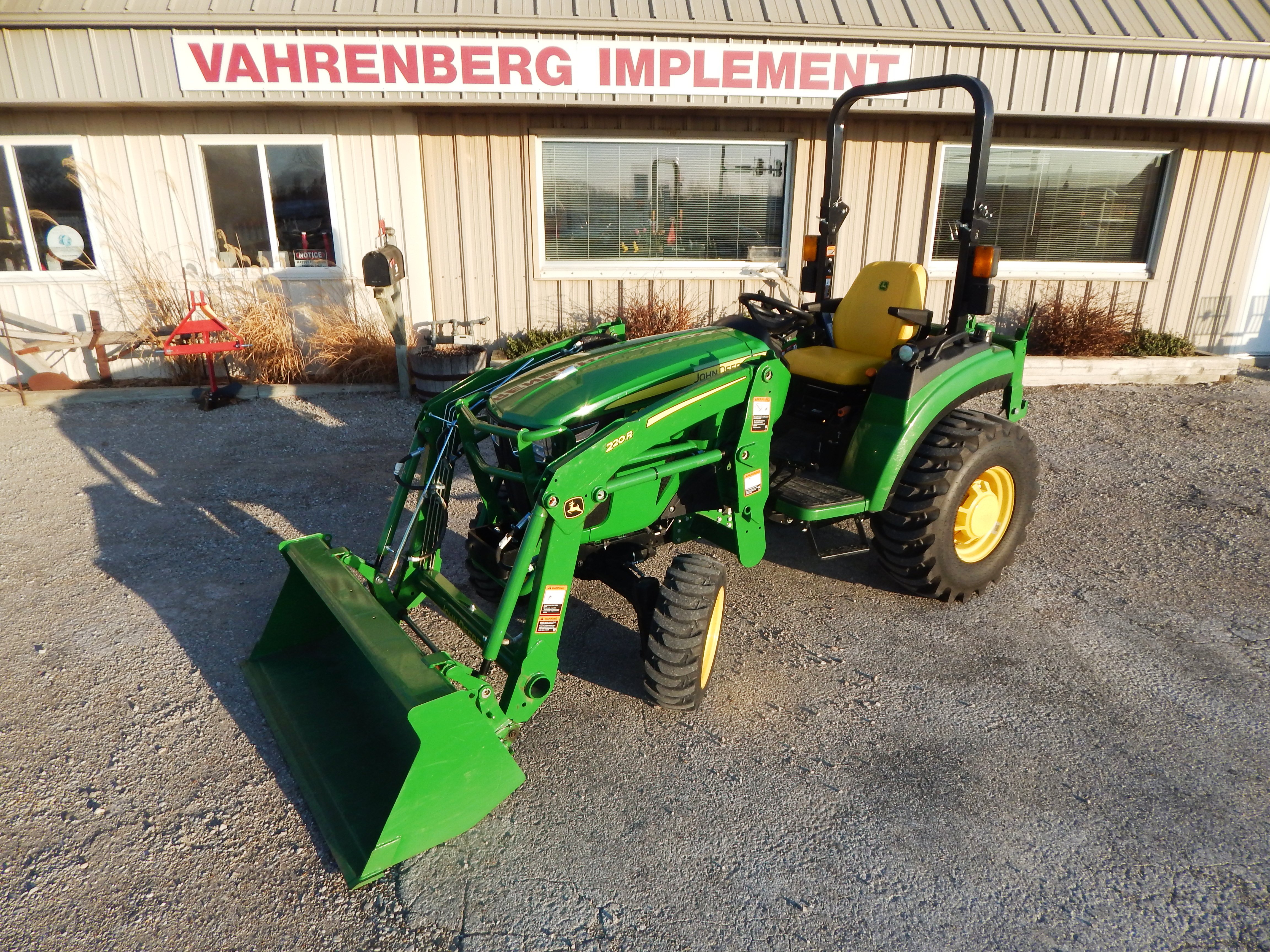 2023 John Deere 2038R Hydro Tractor