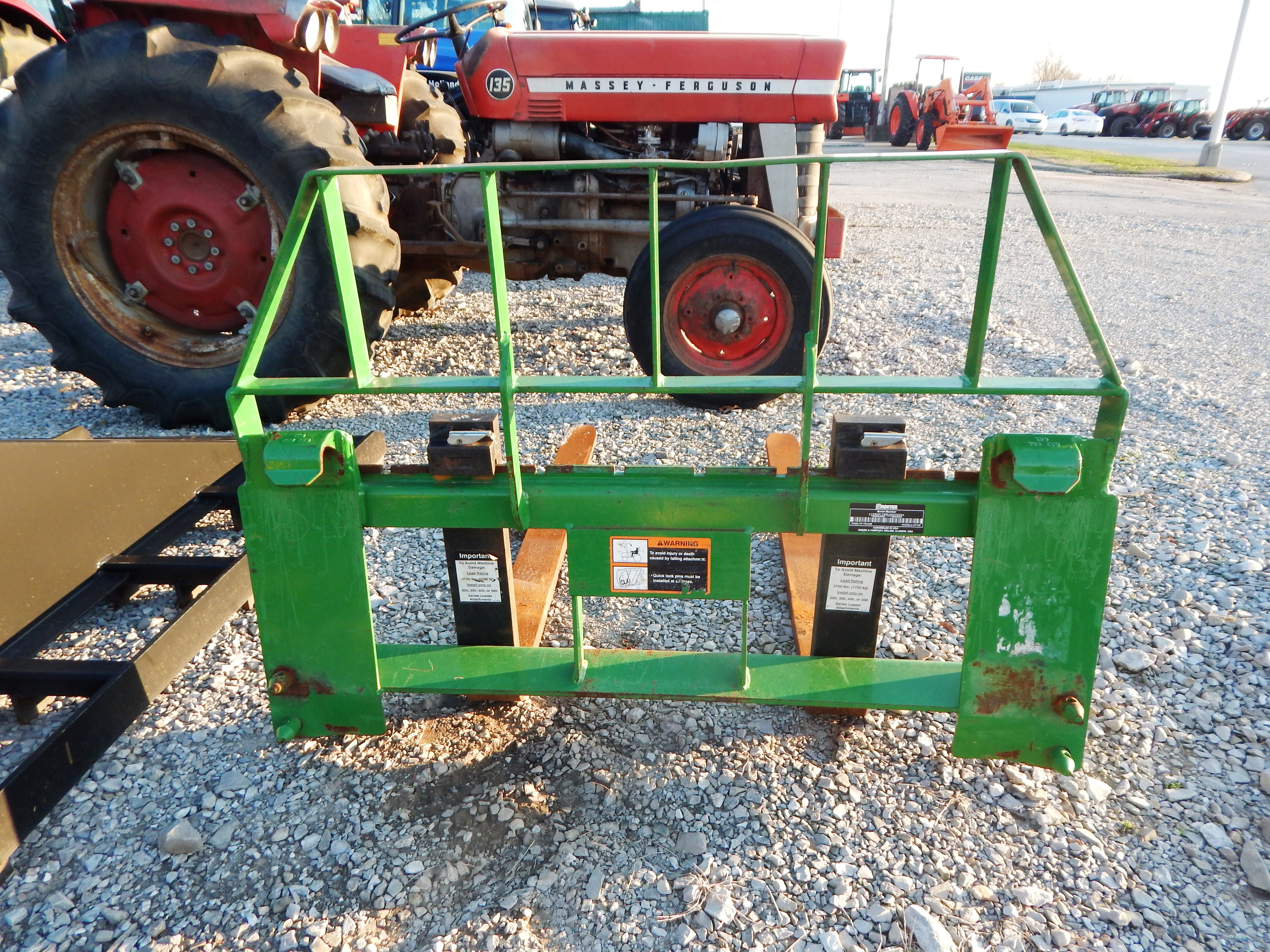 2020 Frontier AP12F Pallet Fork