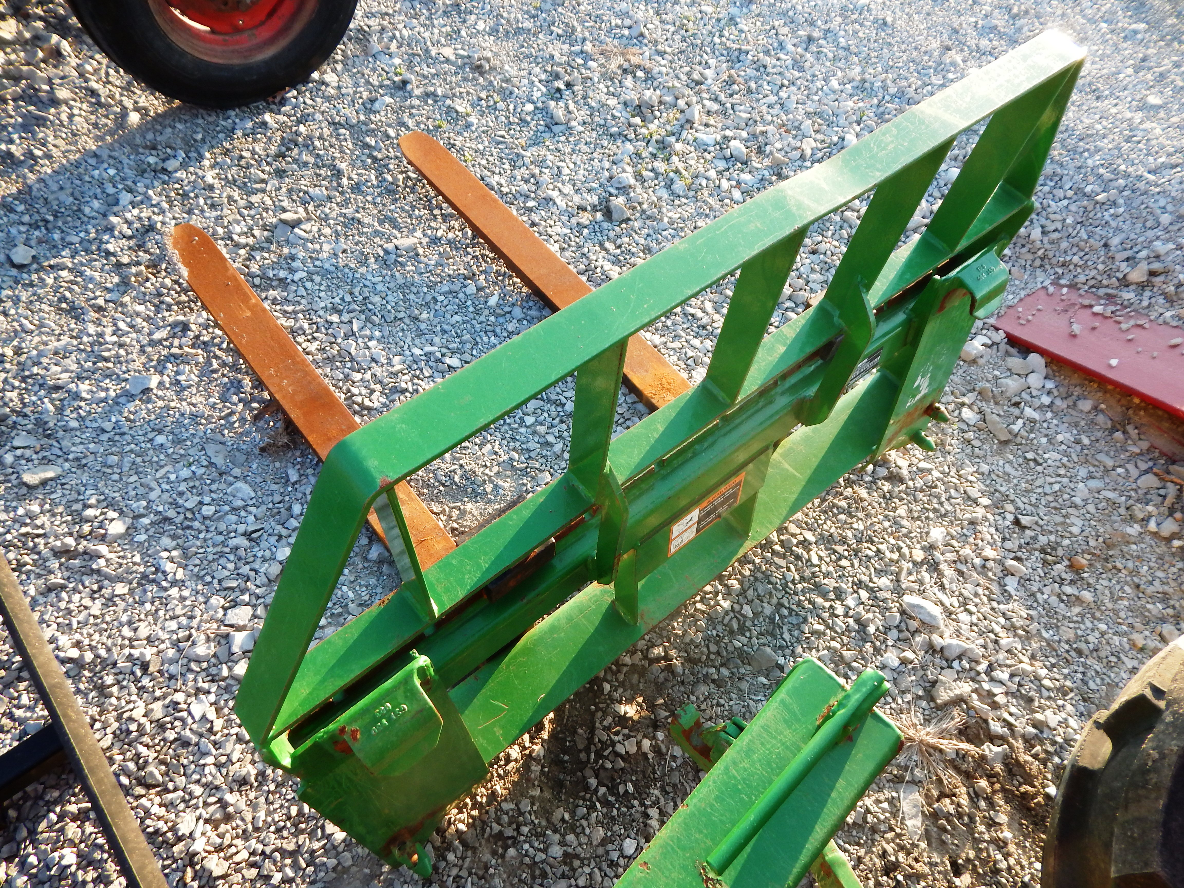 2020 Frontier AP12F Pallet Fork