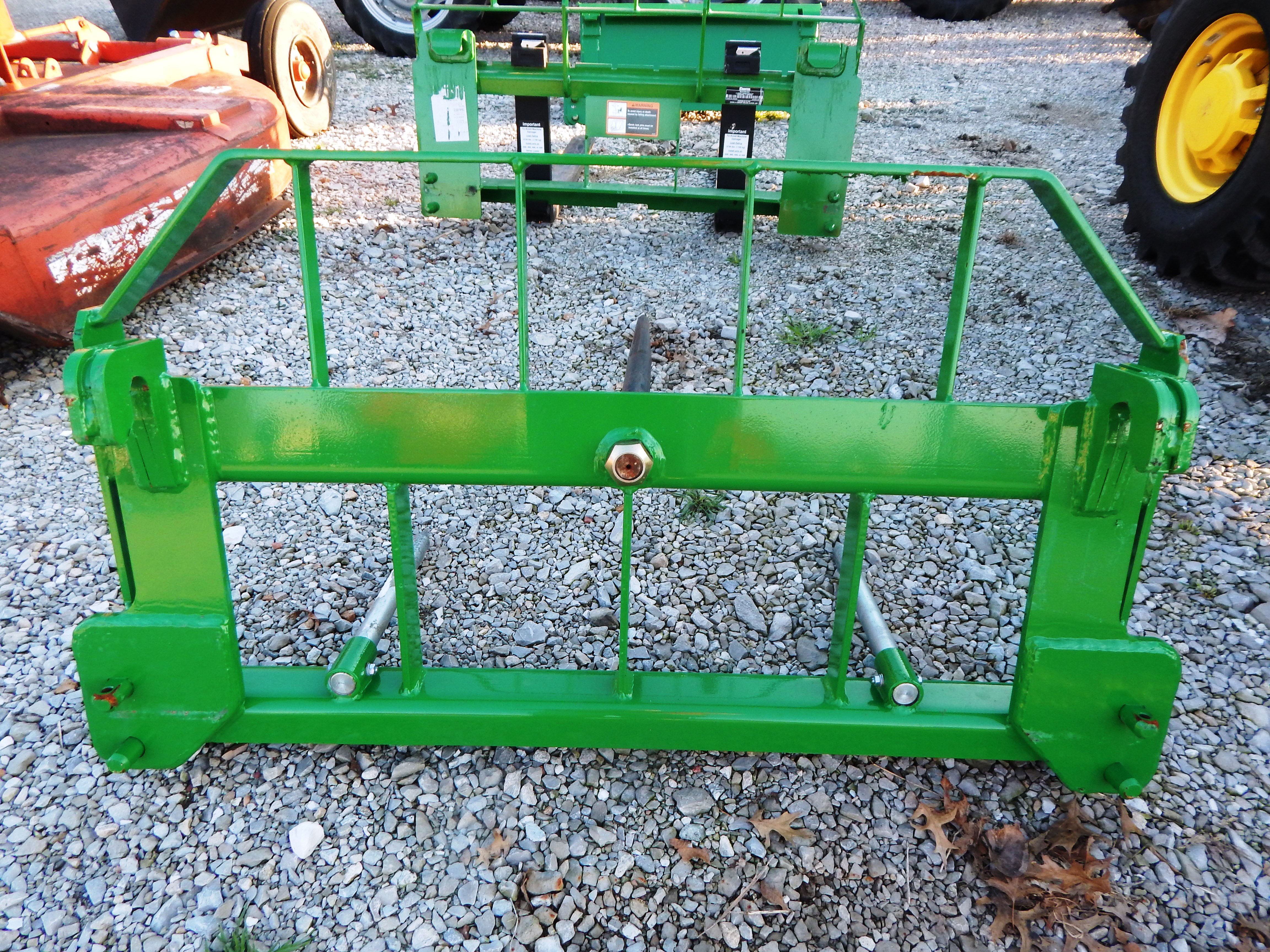 Misc John Deere Quick Attach Bale Spear