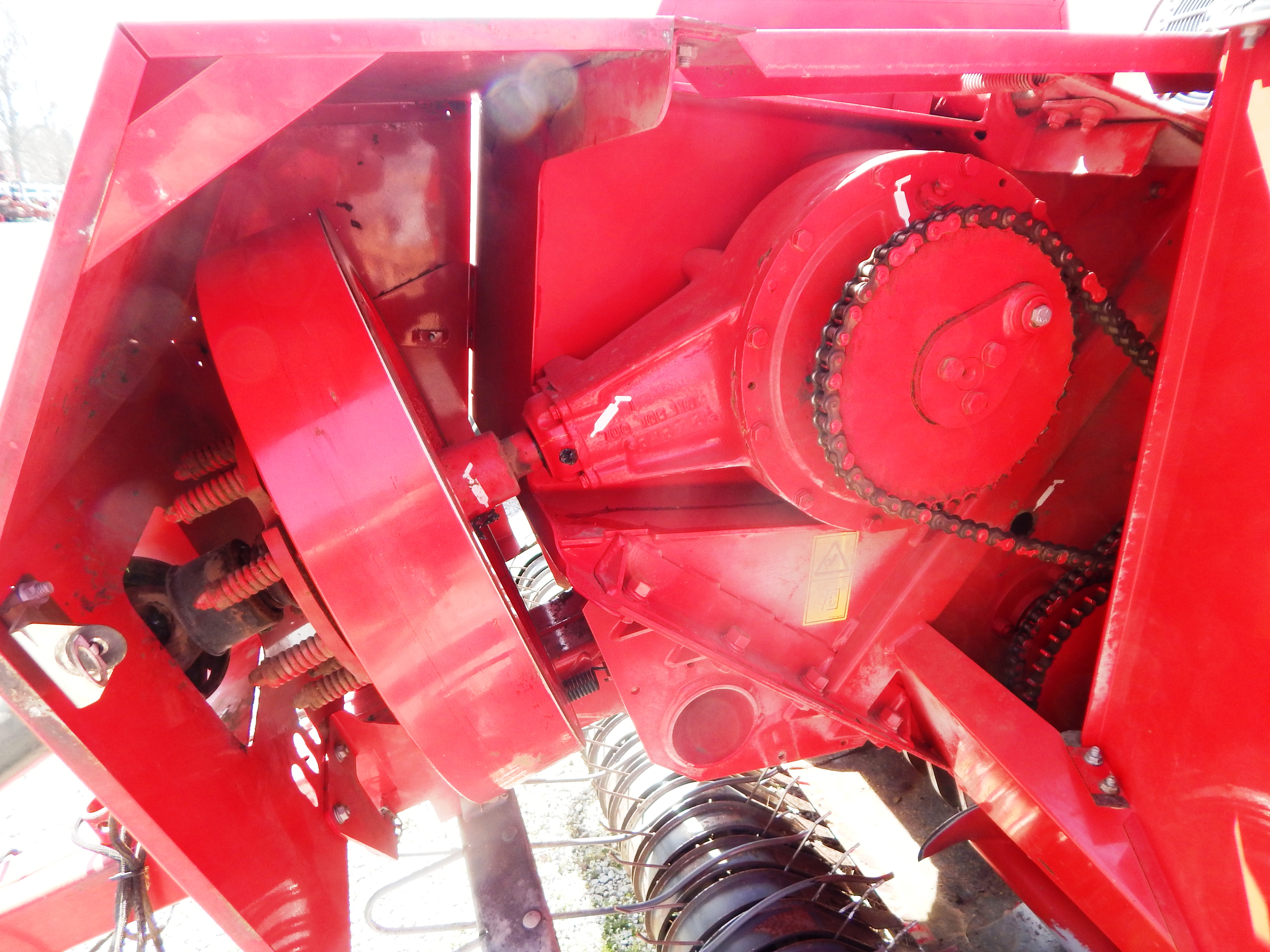 2016 Massey Ferguson 1840 Baler/Square