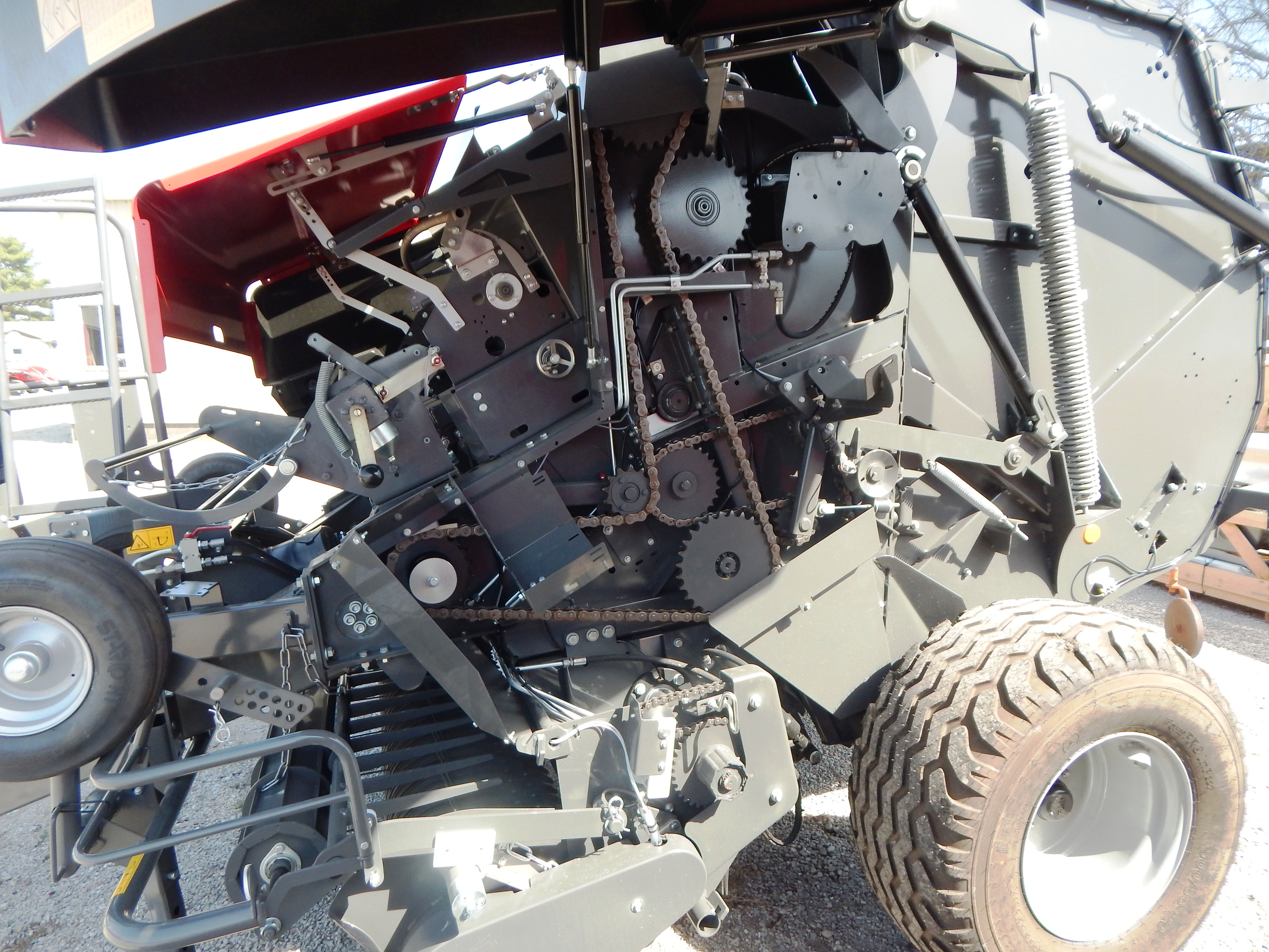 2026 Massey Ferguson RB4180V Cutter Baler/Round