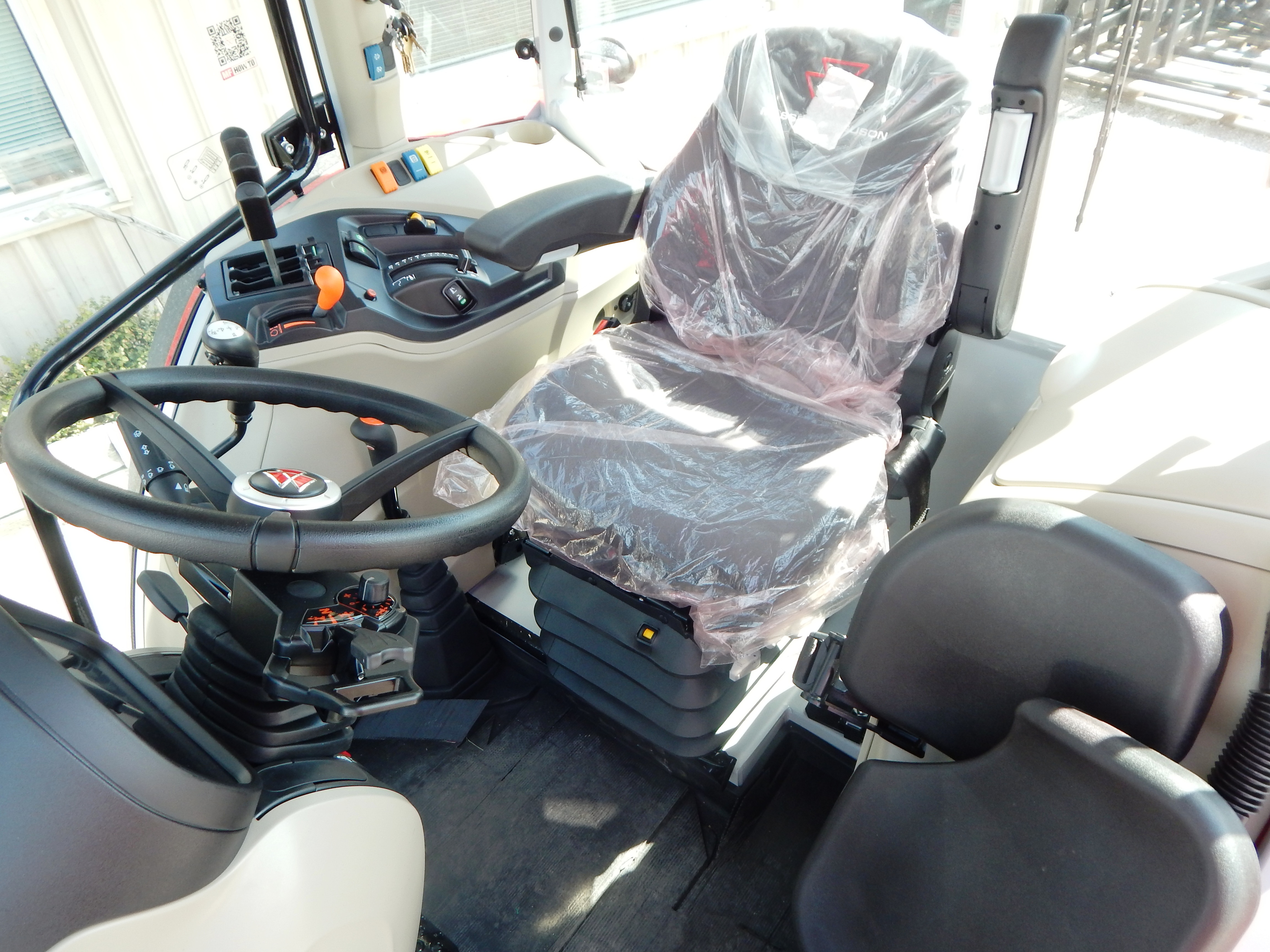 2026 Massey Ferguson 5M.115 Classic Tractor