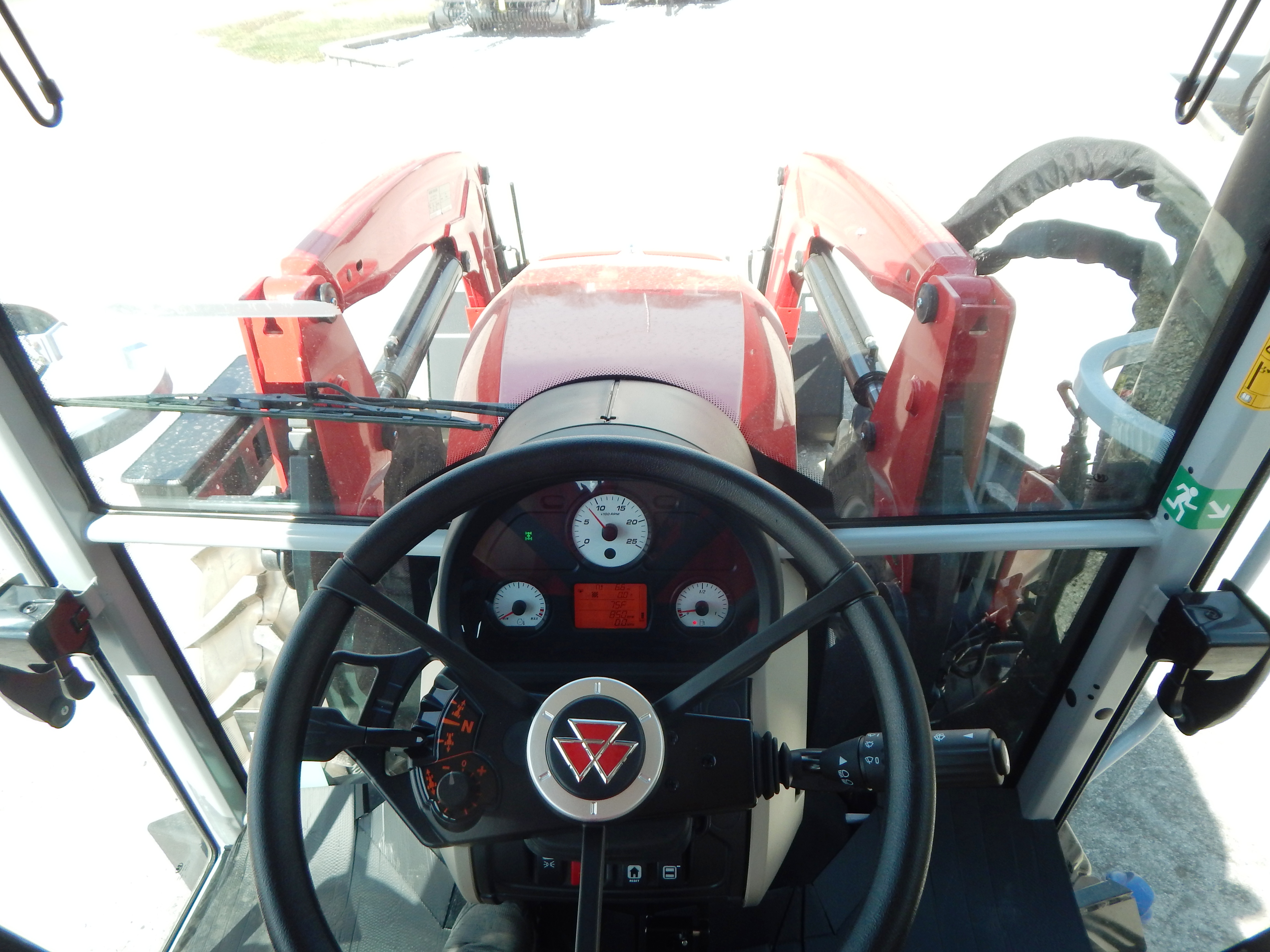 2026 Massey Ferguson 5M.115 Classic Tractor