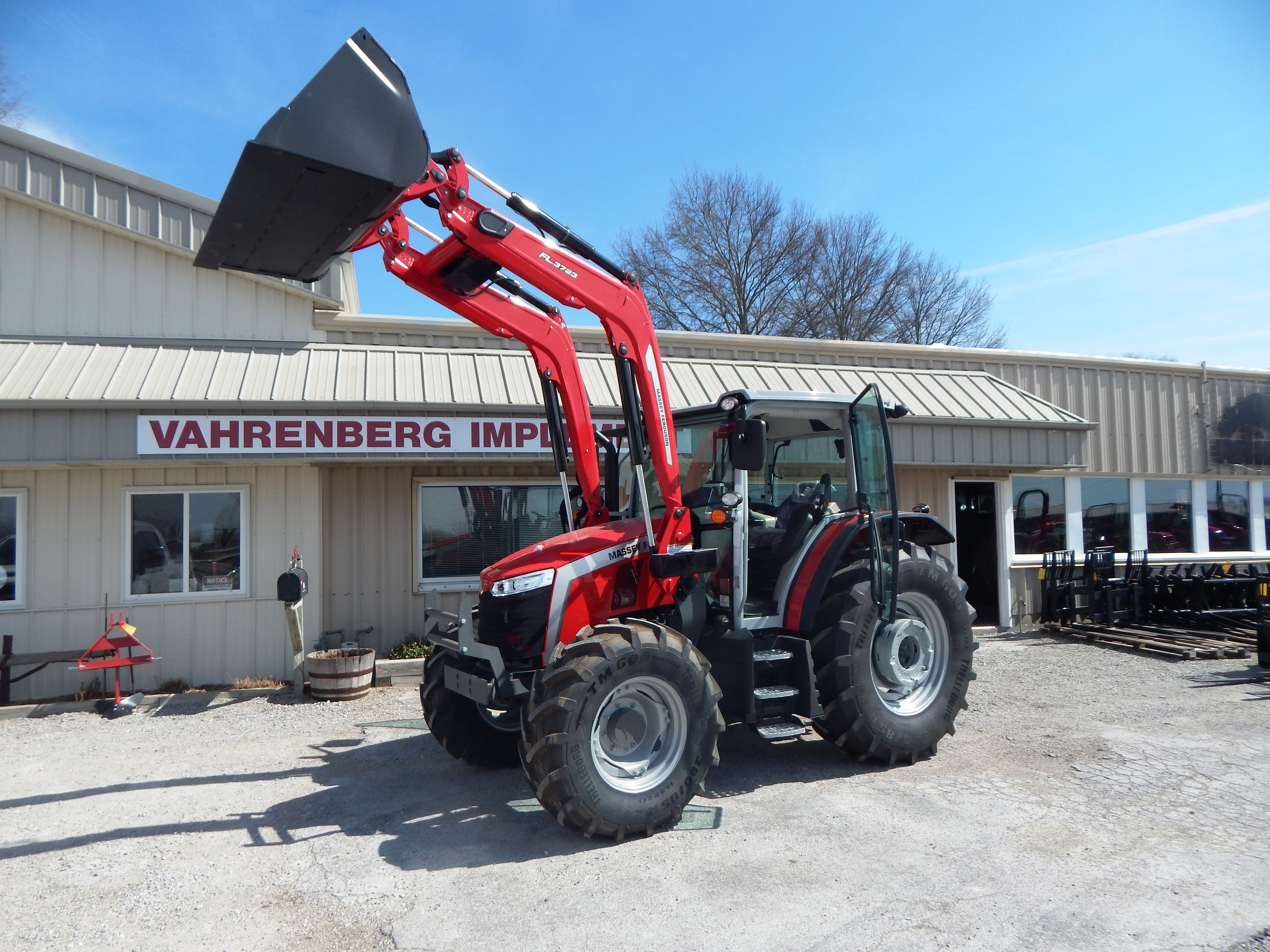 2026 Massey Ferguson 5M.115 Classic Tractor