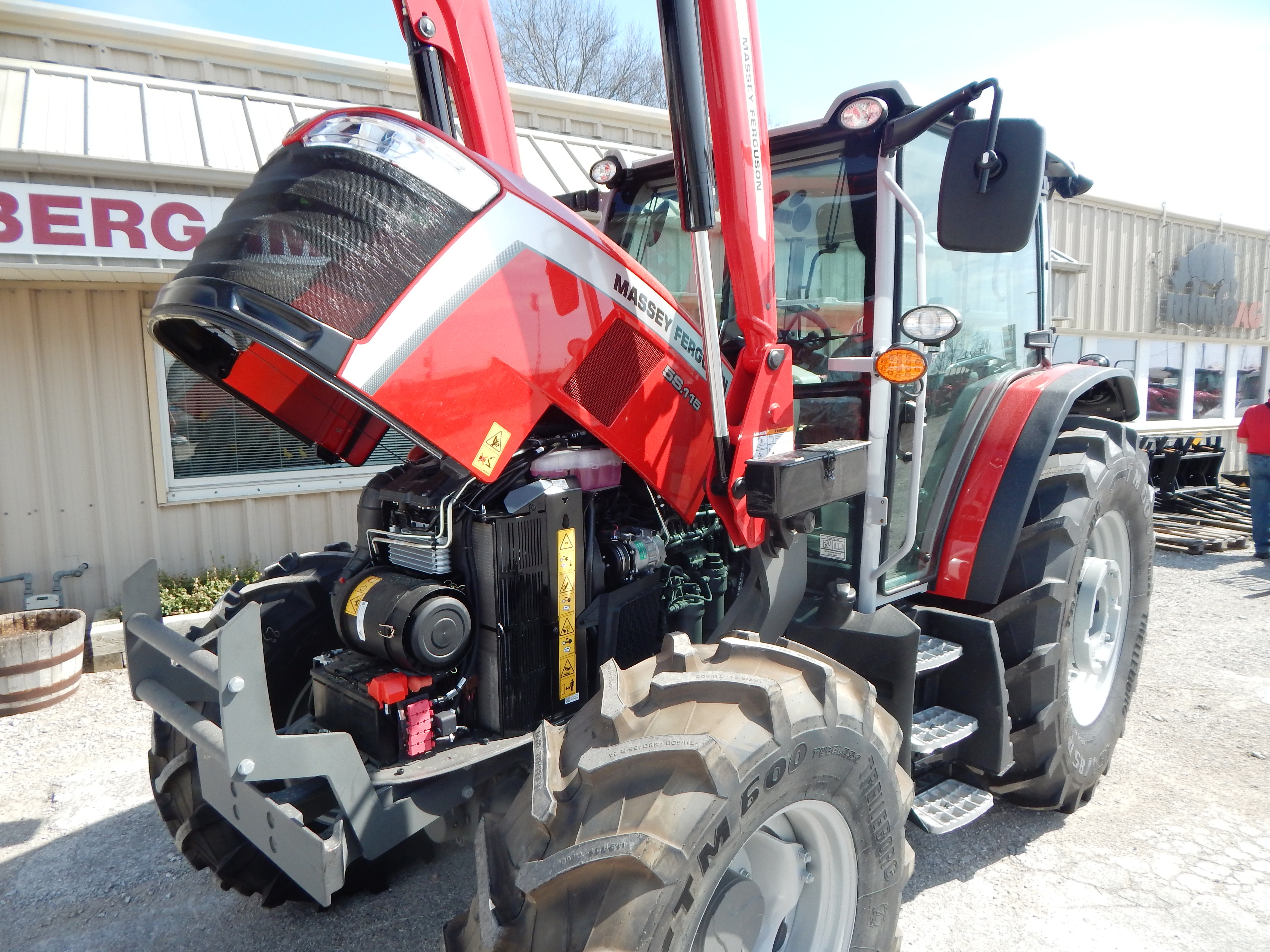 2026 Massey Ferguson 5M.115 Classic Tractor