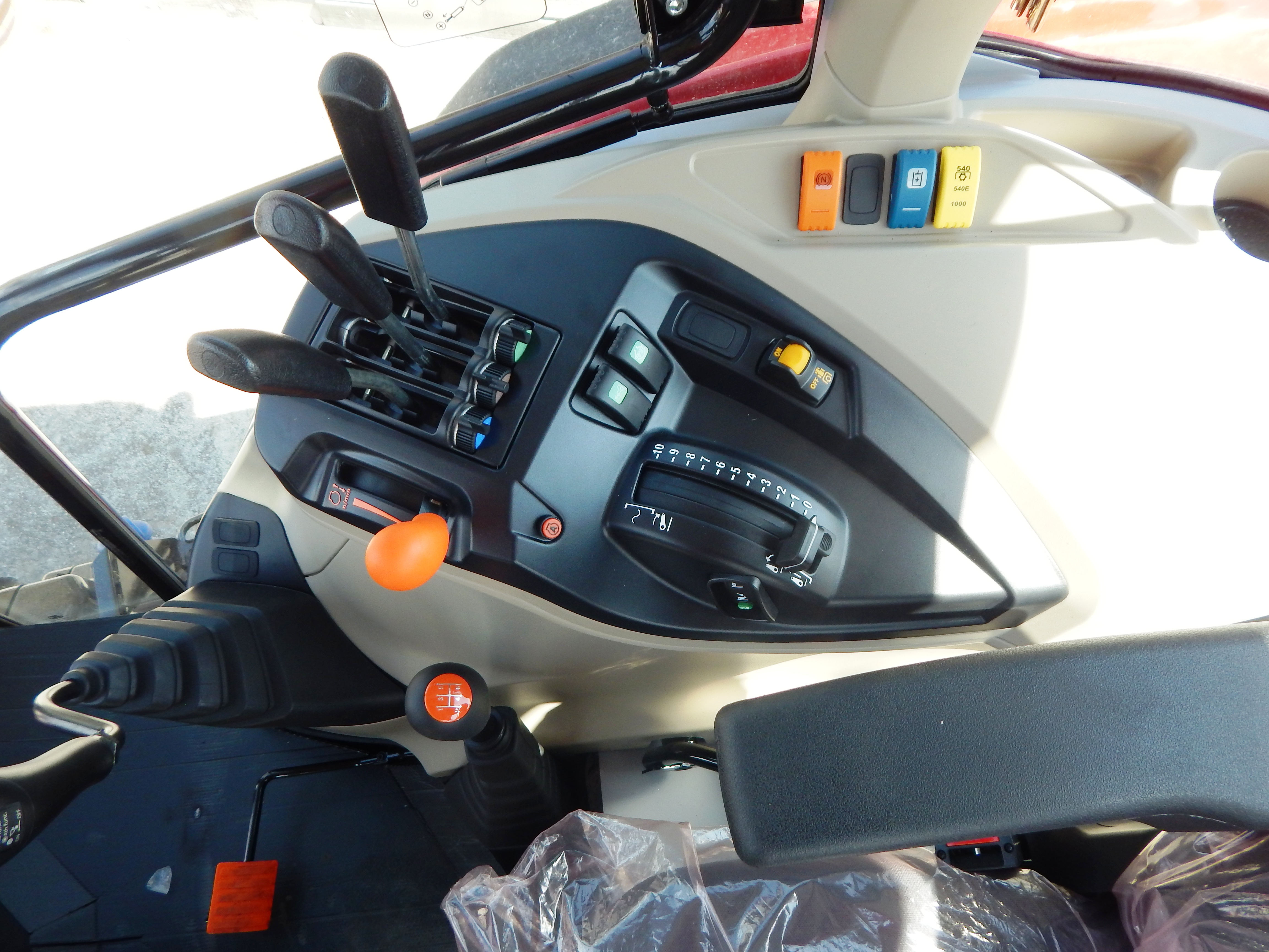 2026 Massey Ferguson 5M.115 Classic Tractor