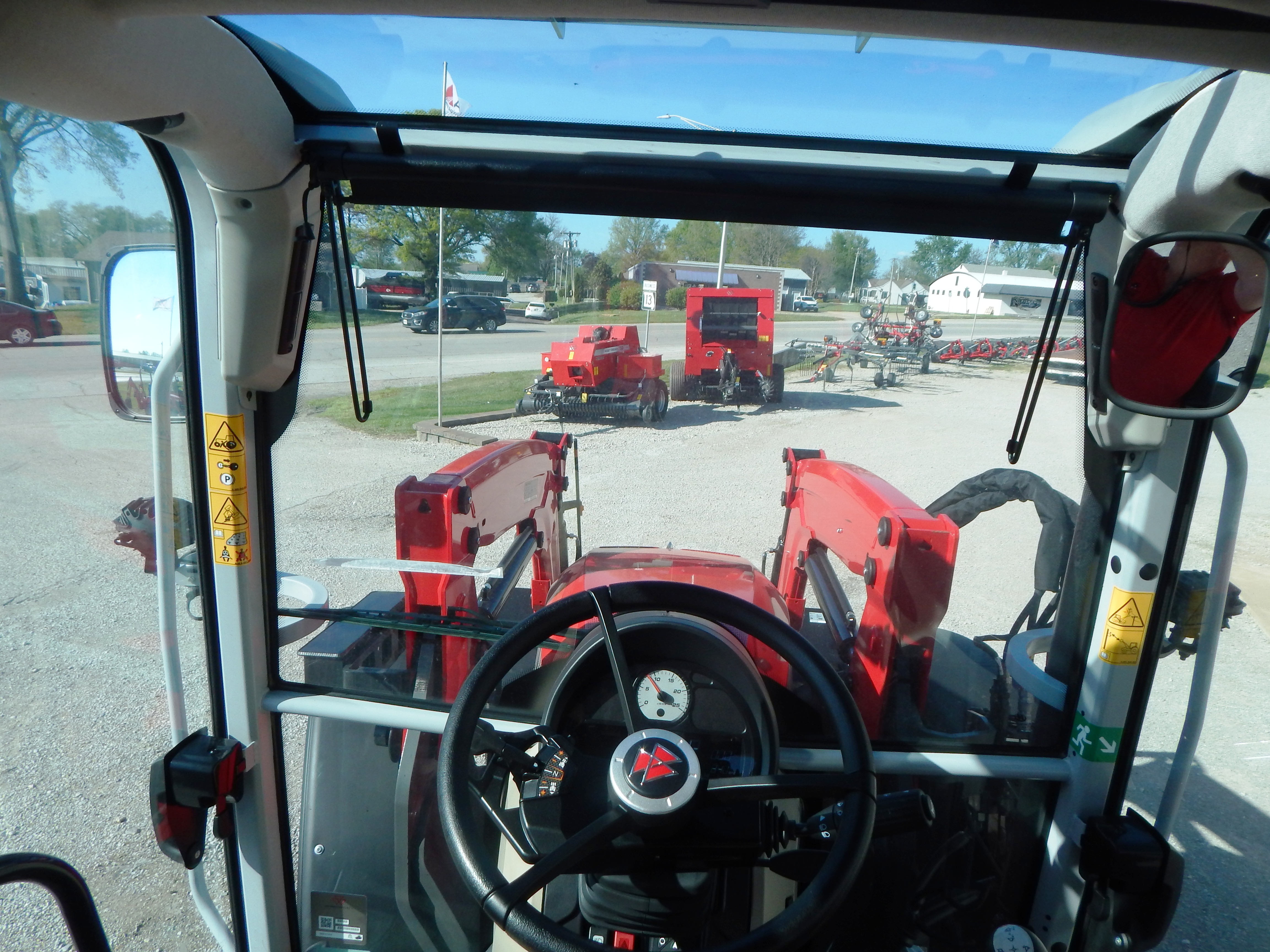 2026 Massey Ferguson 5M.145 Dyna4 Tractor