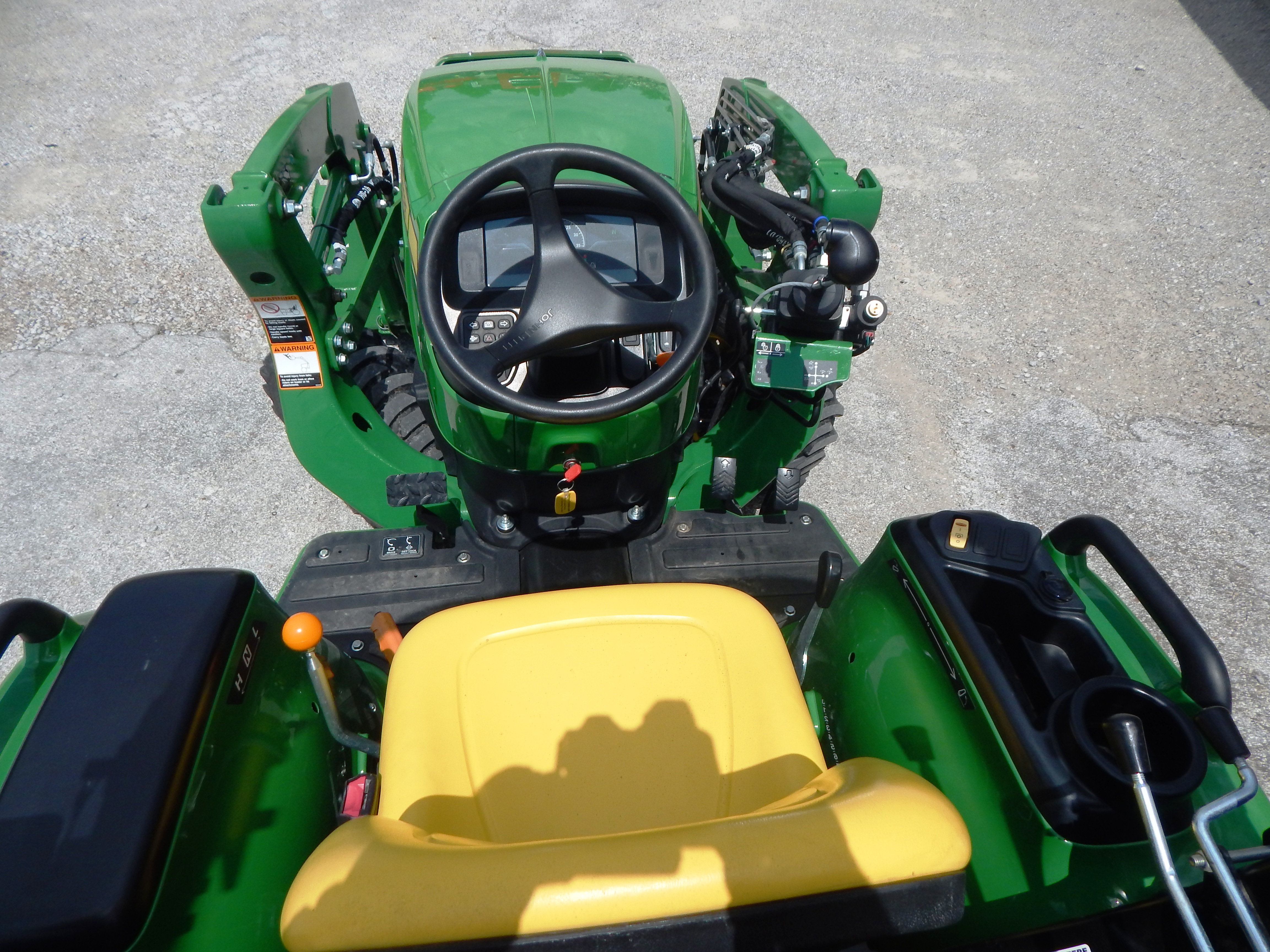 2025 John Deere 3032E Tractor