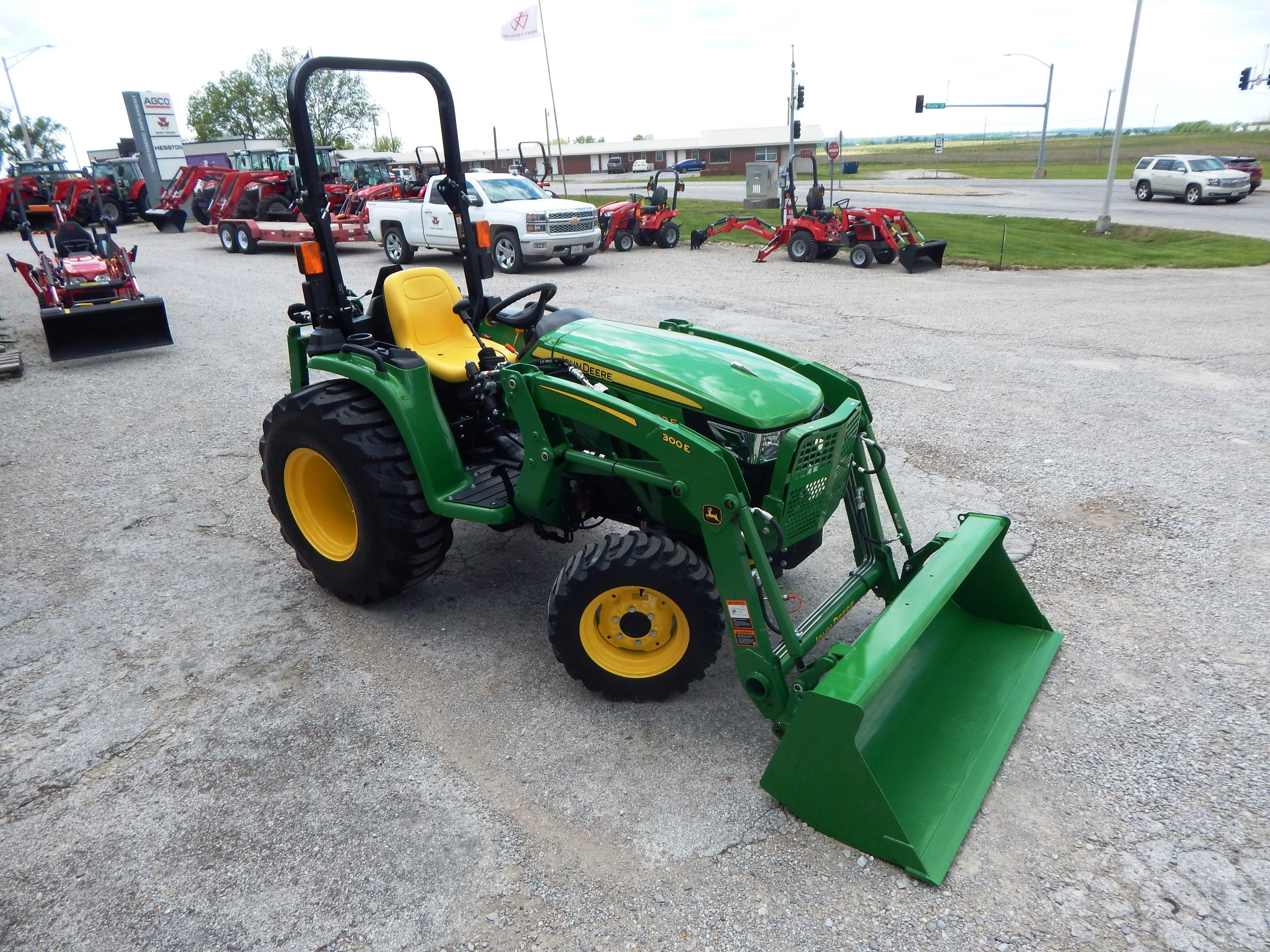 2025 John Deere 3032E Tractor