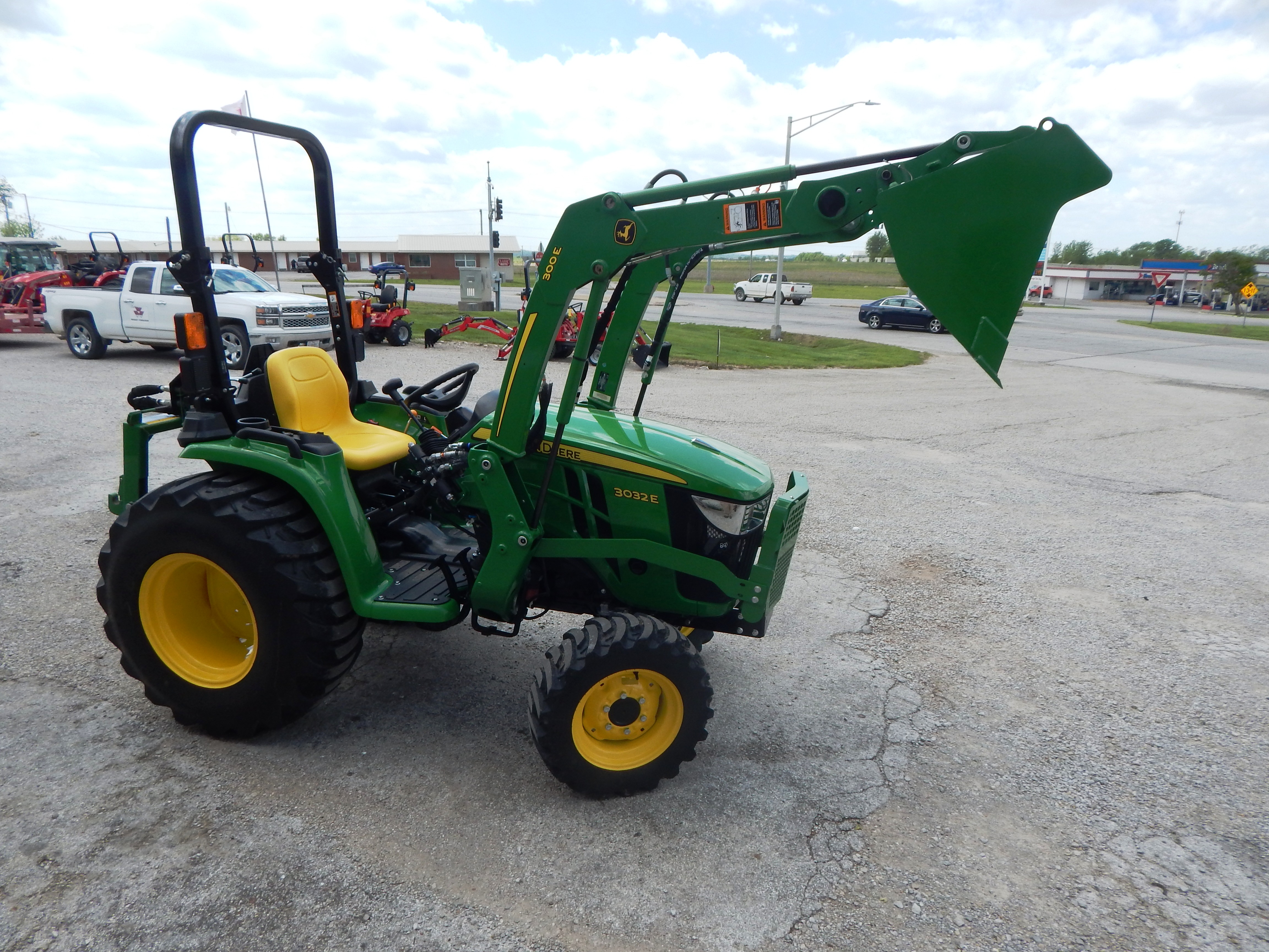 2025 John Deere 3032E Tractor