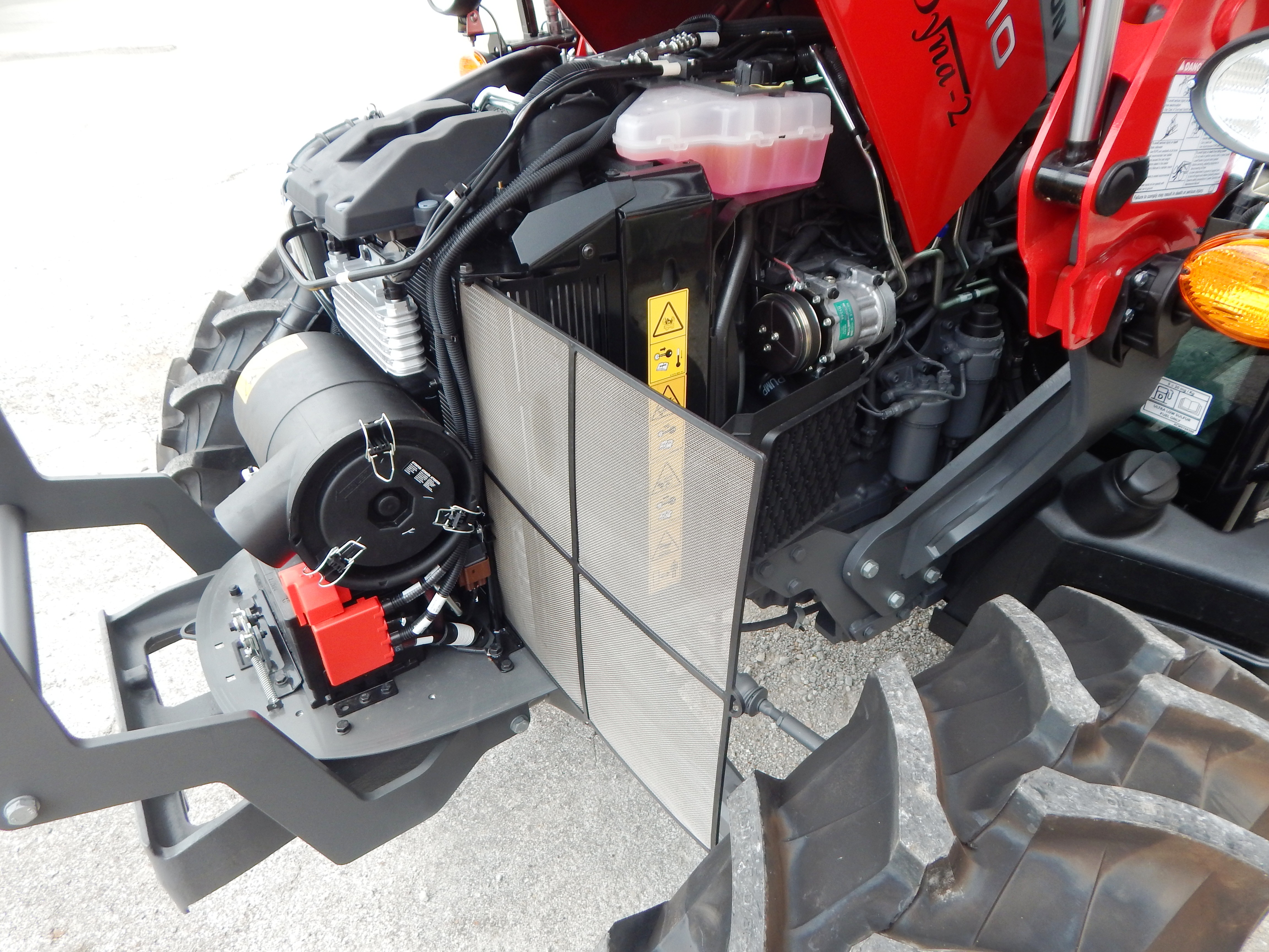 2026 Massey Ferguson 4710 Dyna2 Tractor