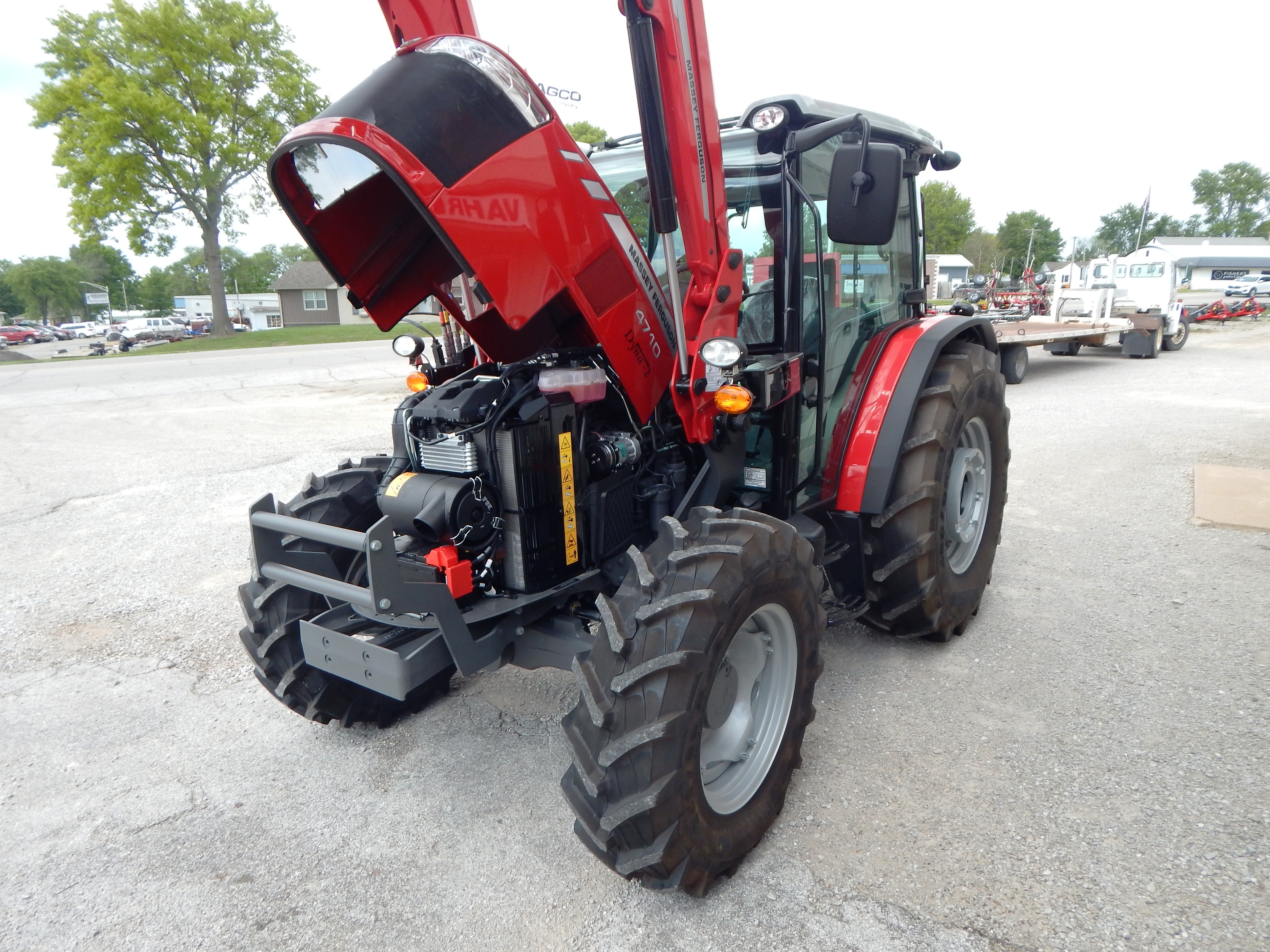 2026 Massey Ferguson 4710 Dyna2 Tractor