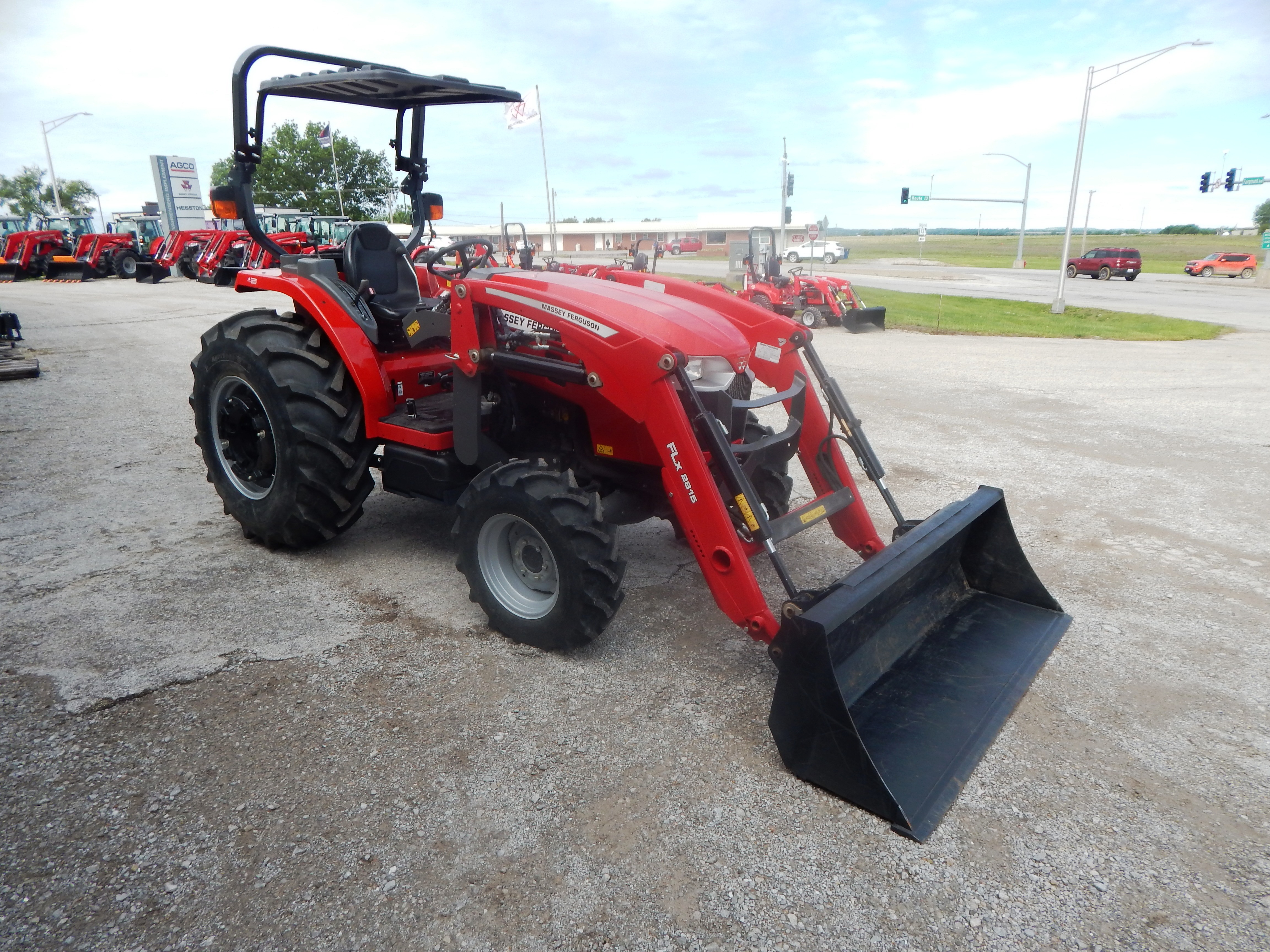 2022 Massey Ferguson 2860E SynchroShuttle Tractor