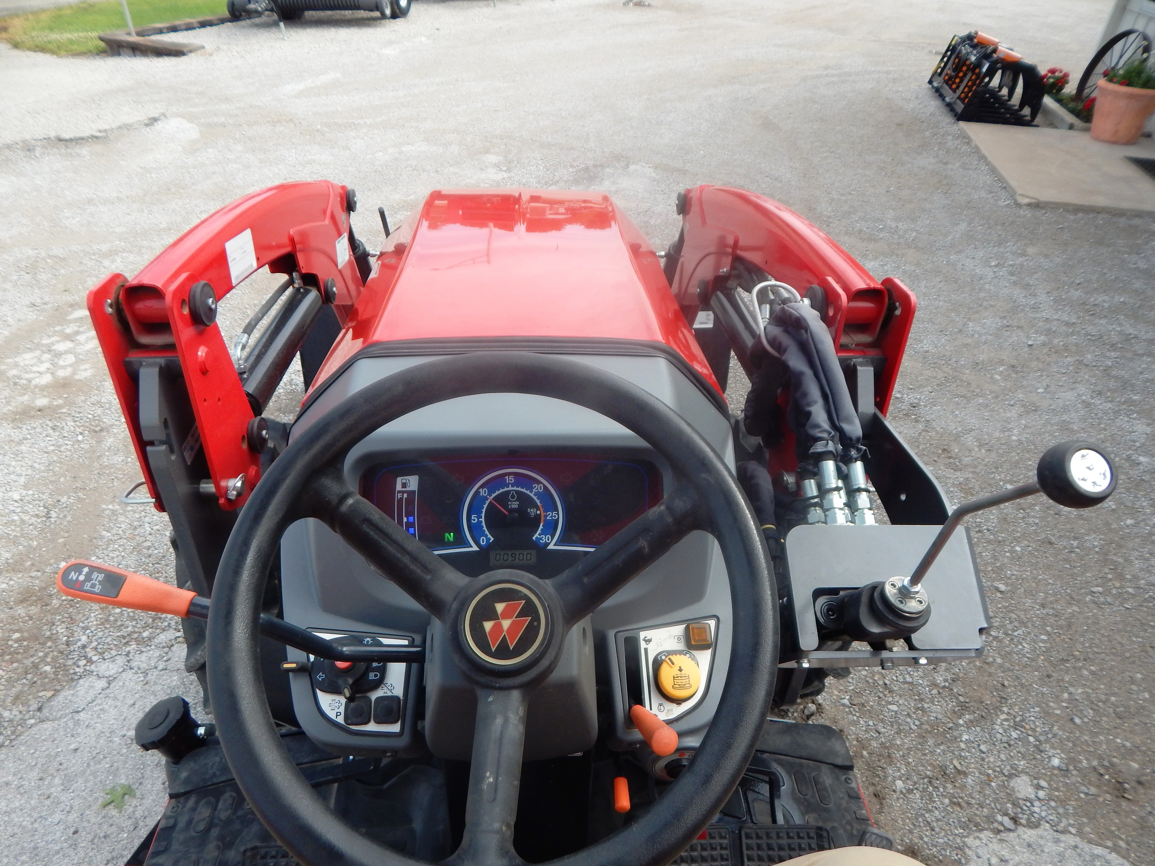 2022 Massey Ferguson 2860E SynchroShuttle Tractor