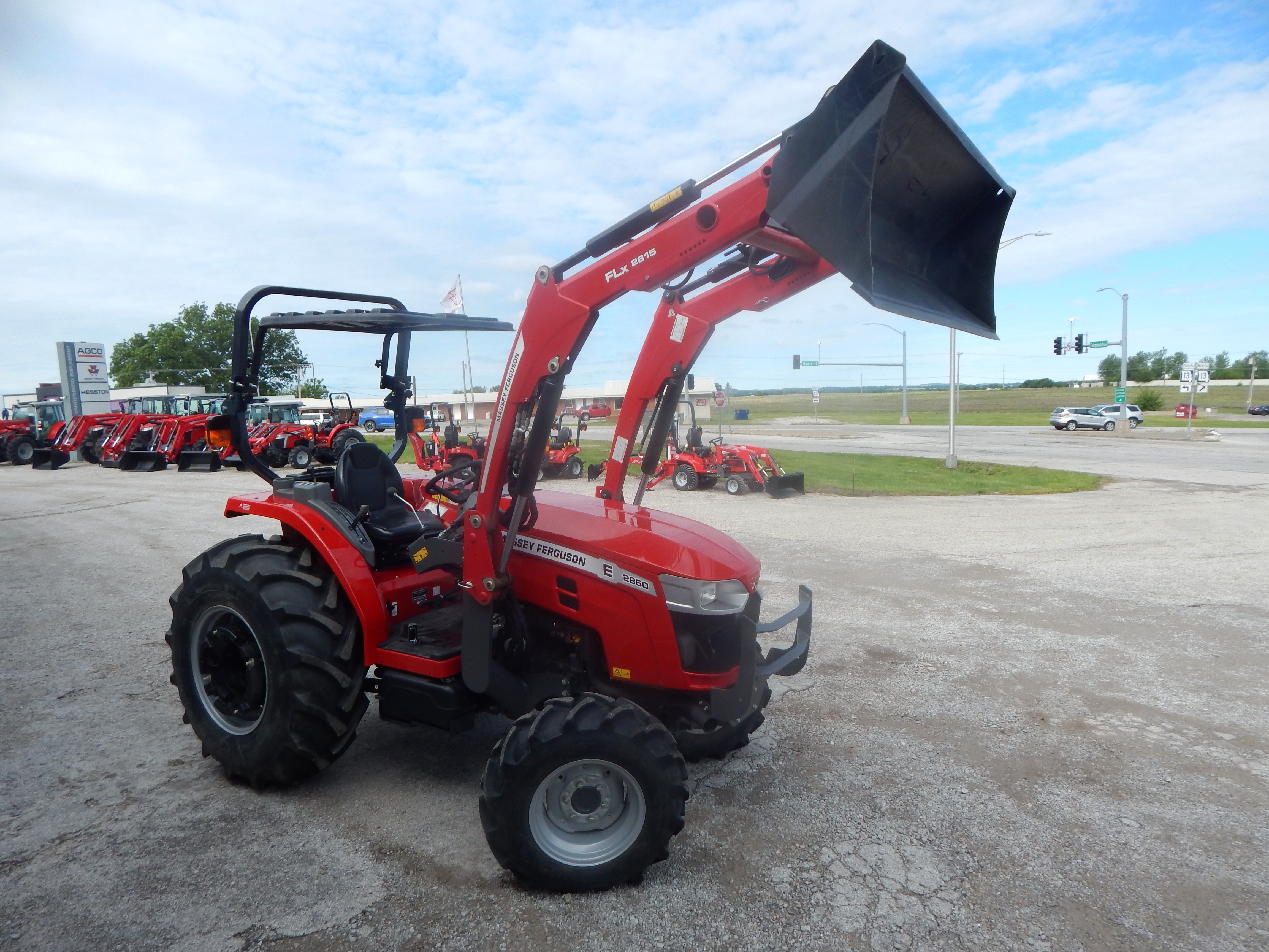 2022 Massey Ferguson 2860E SynchroShuttle Tractor