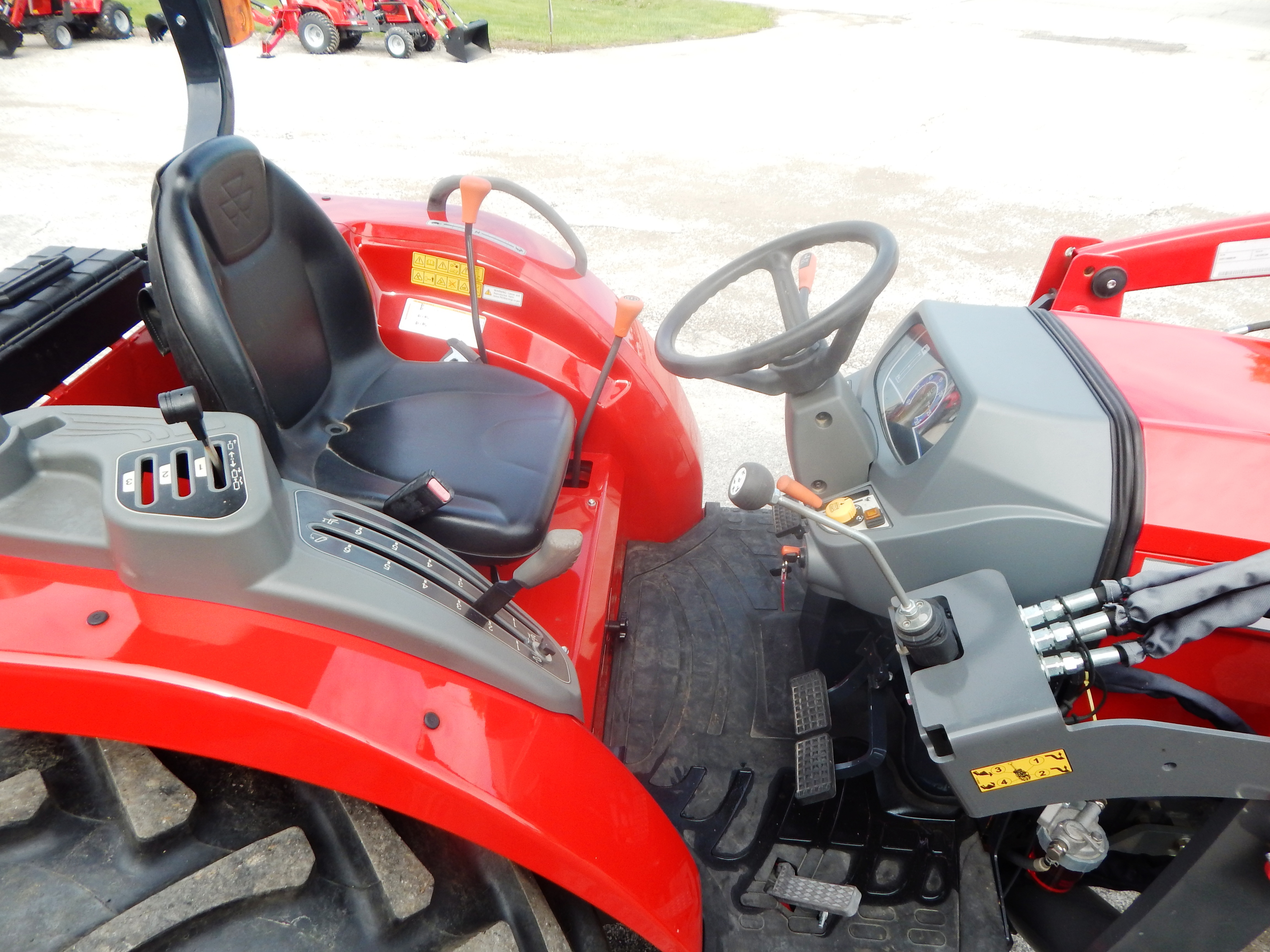 2022 Massey Ferguson 2860E SynchroShuttle Tractor