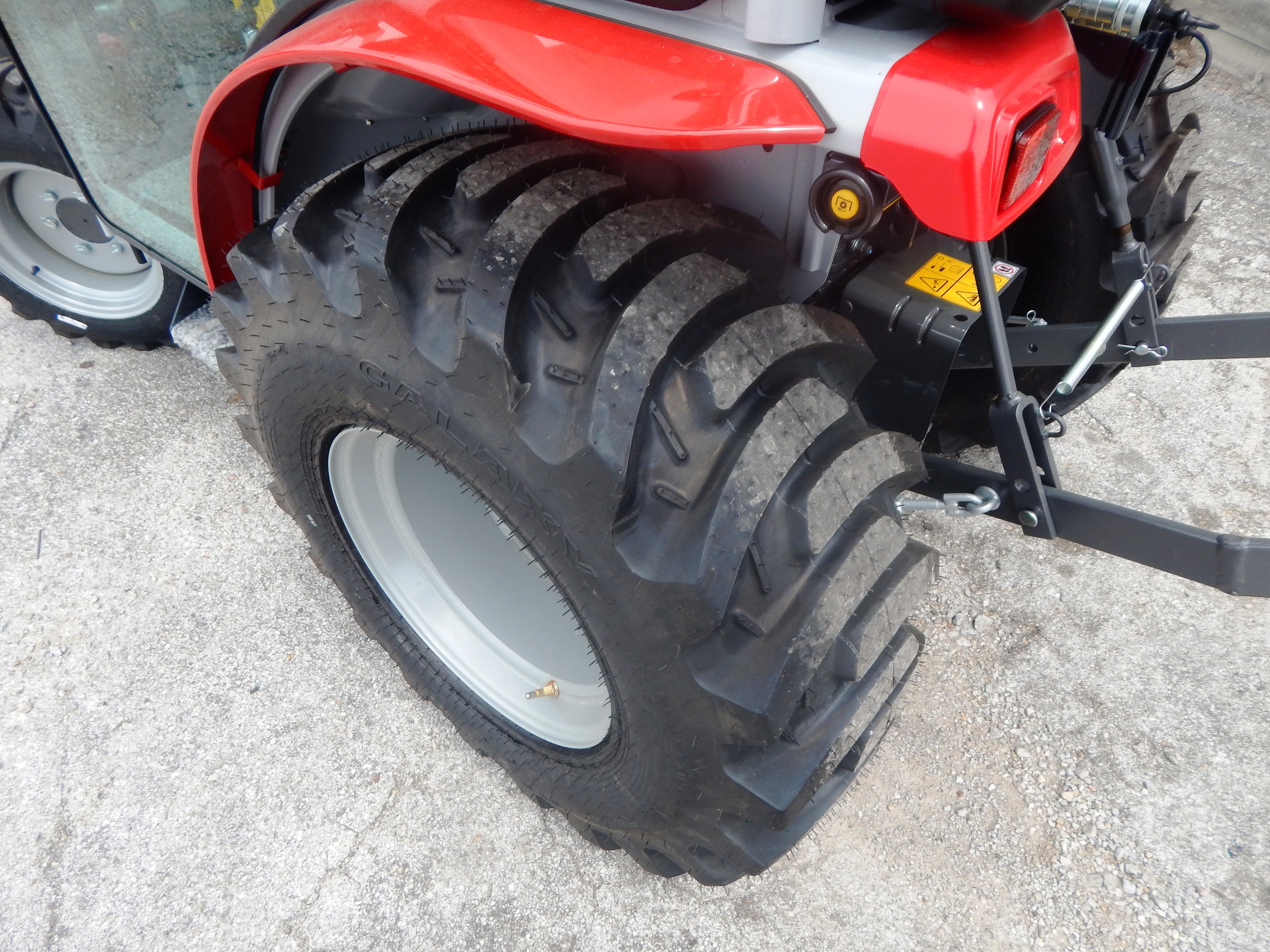 2026 Massey Ferguson 1M.25 Hydro Cab Tractor