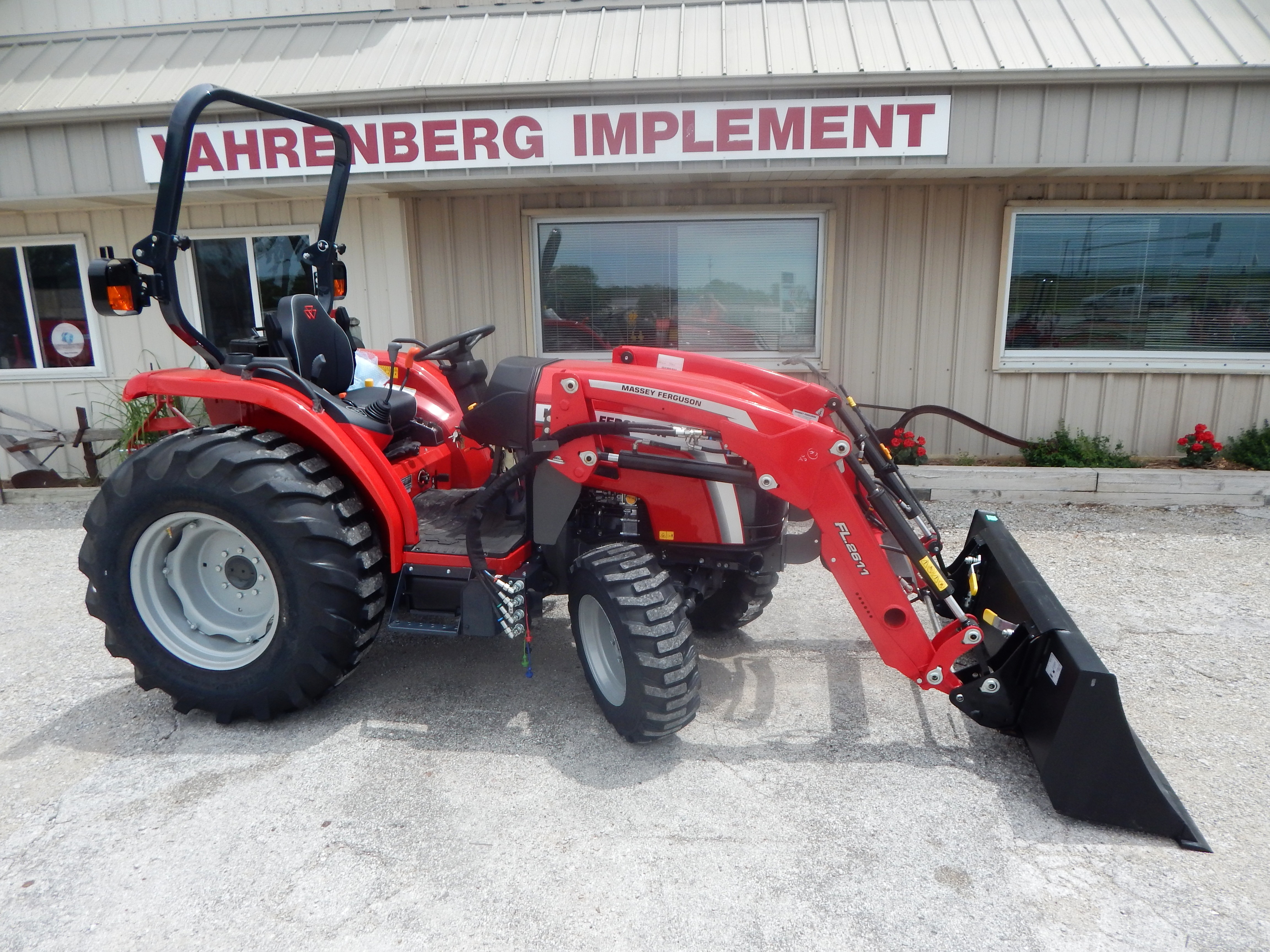 2026 Massey Ferguson 1M.35 eHydro Tractor