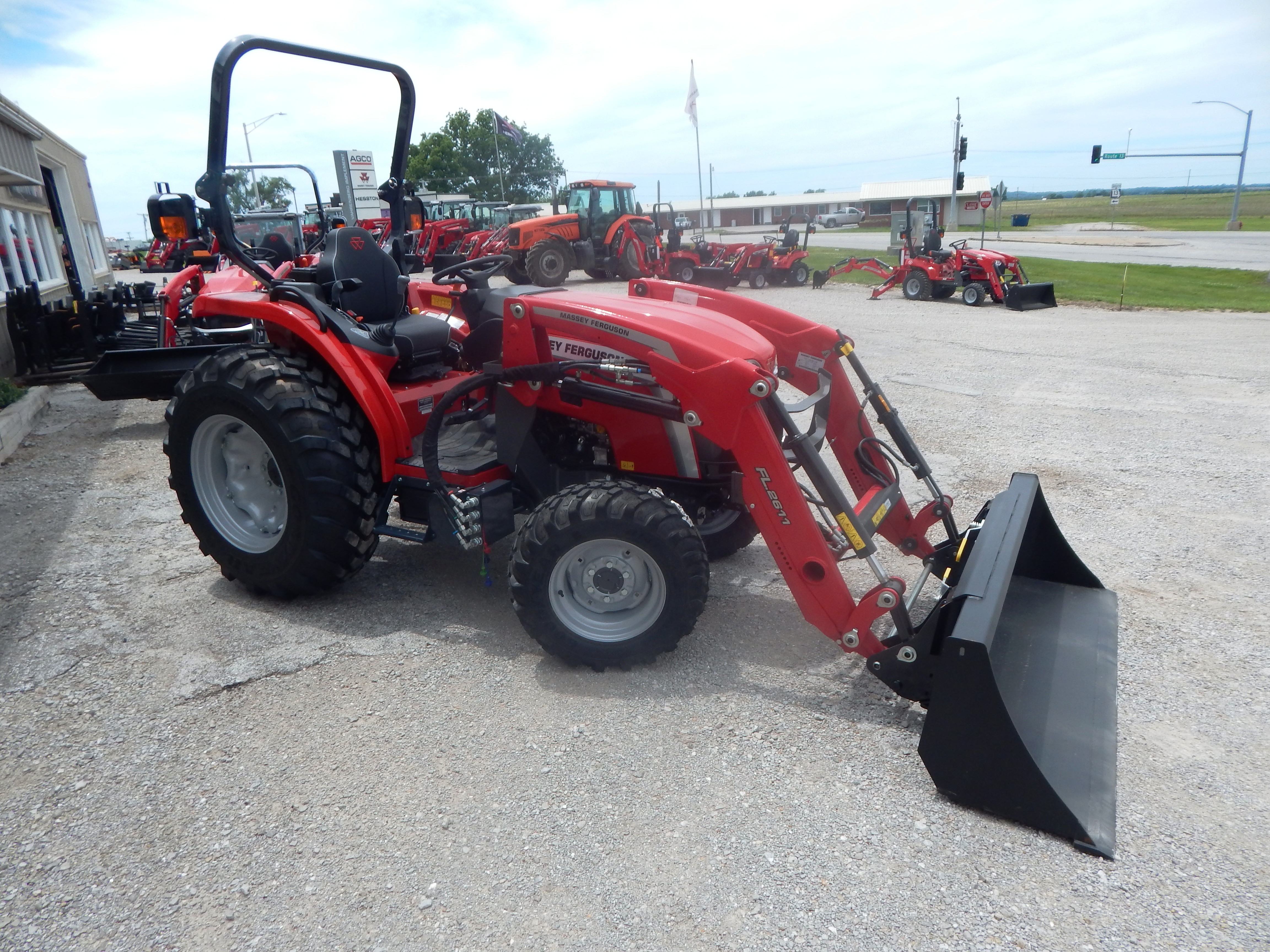 2026 Massey Ferguson 1M.35 eHydro Tractor