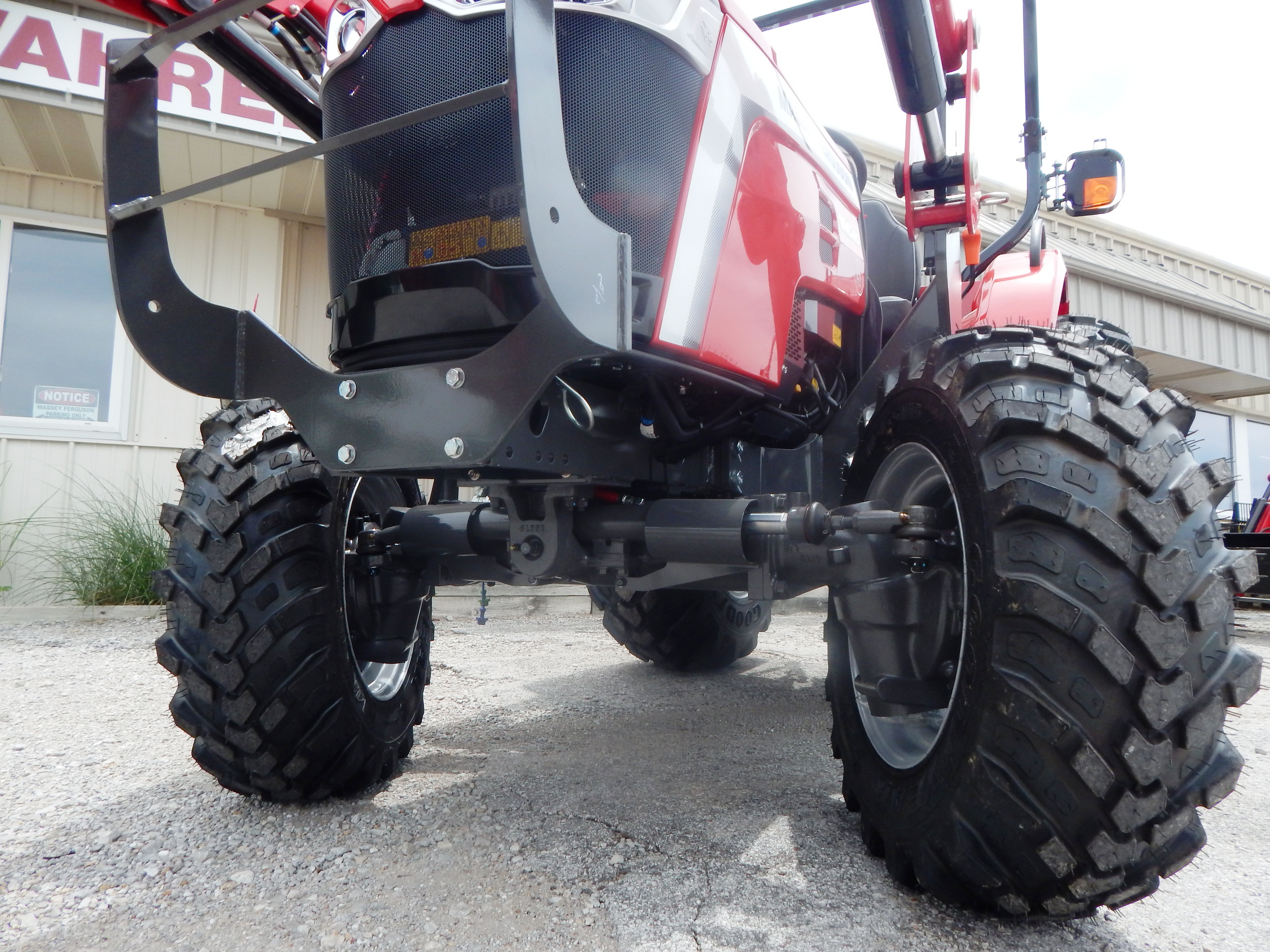 2026 Massey Ferguson 1M.40 eHydro Tractor