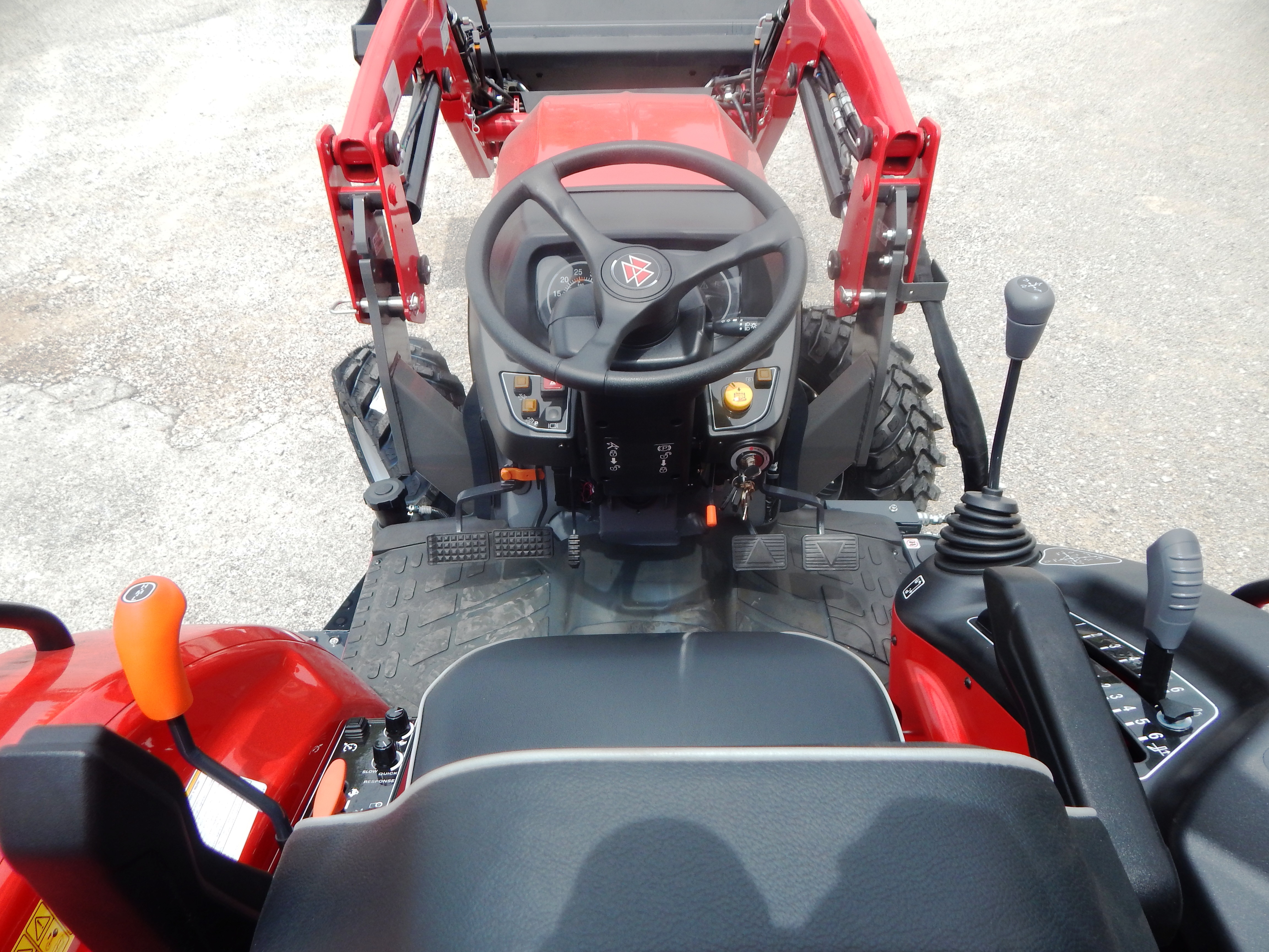 2026 Massey Ferguson 1M.40 eHydro Tractor
