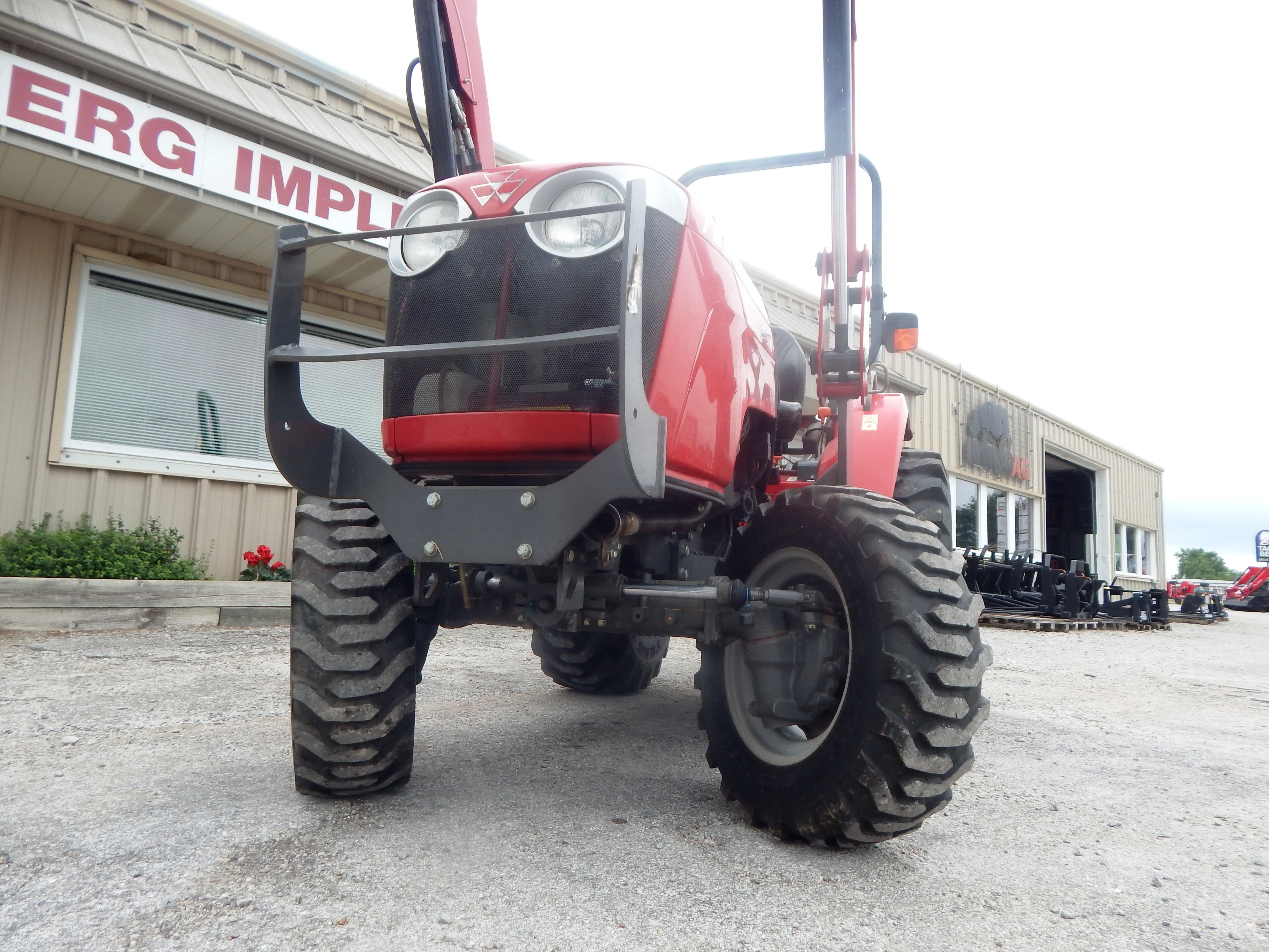2017 Massey Ferguson 1734E Hydro Tractor