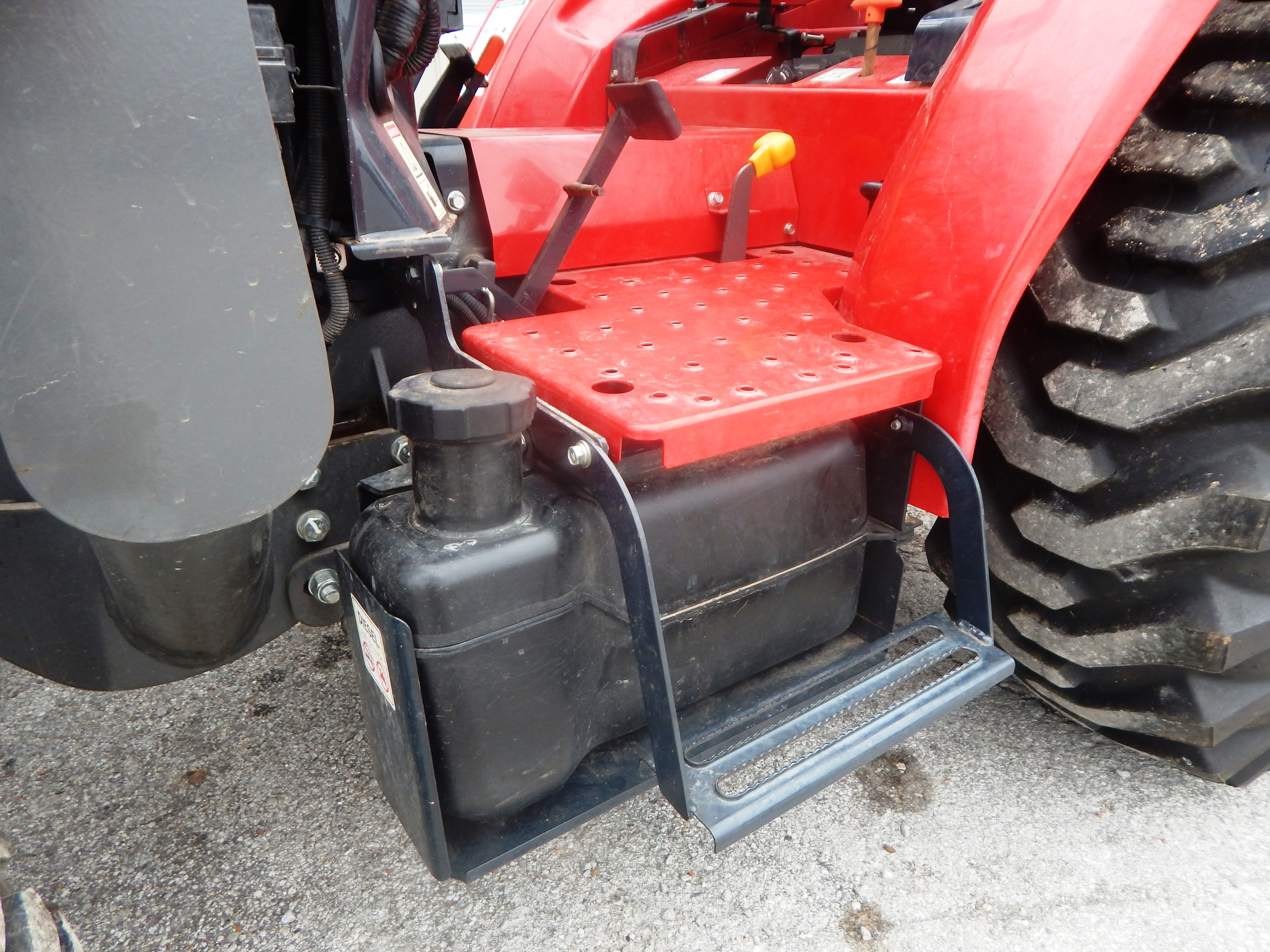 2017 Massey Ferguson 1734E Hydro Tractor