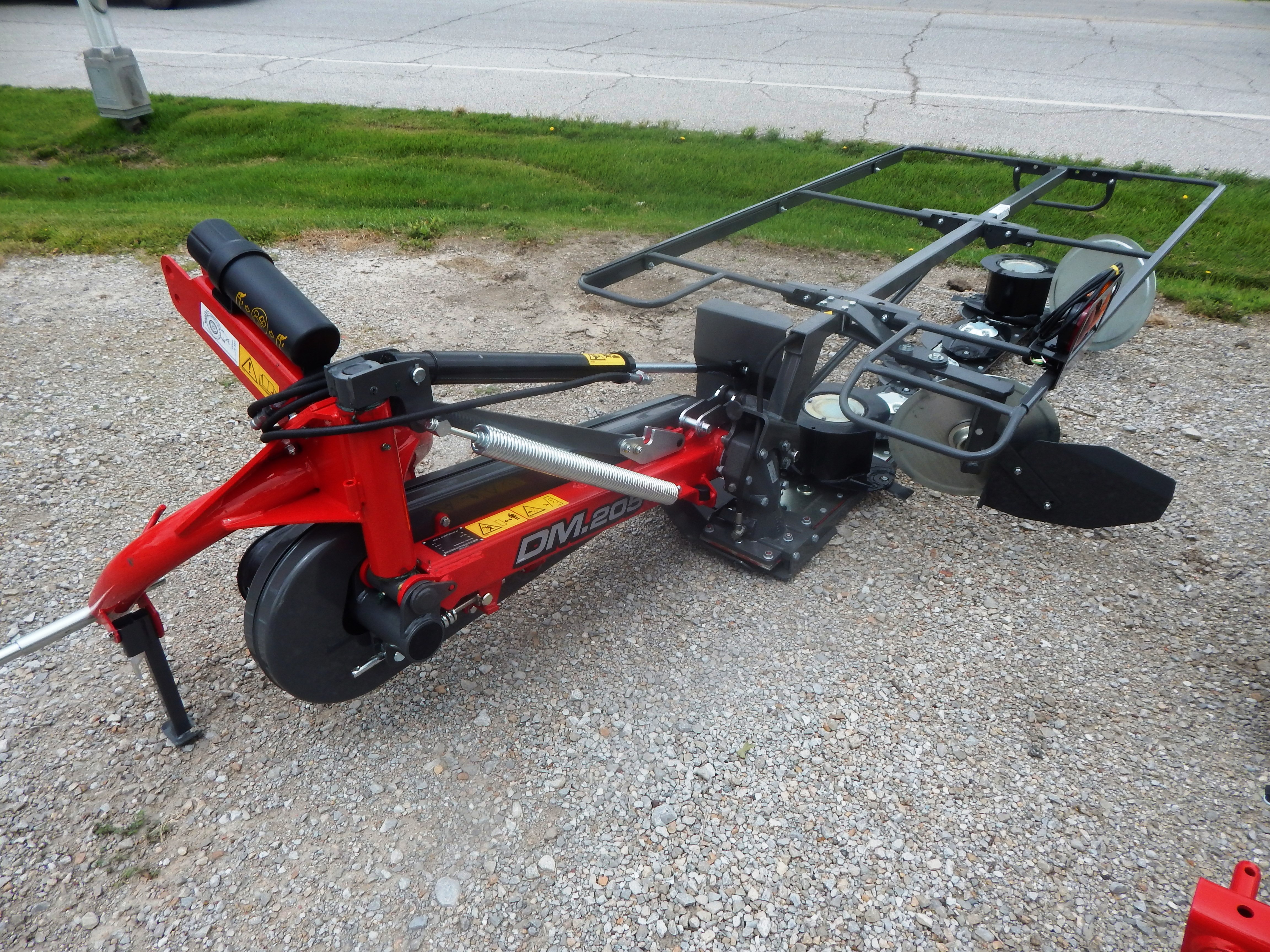 2026 Massey Ferguson DM205 Farmer Mower/Disc