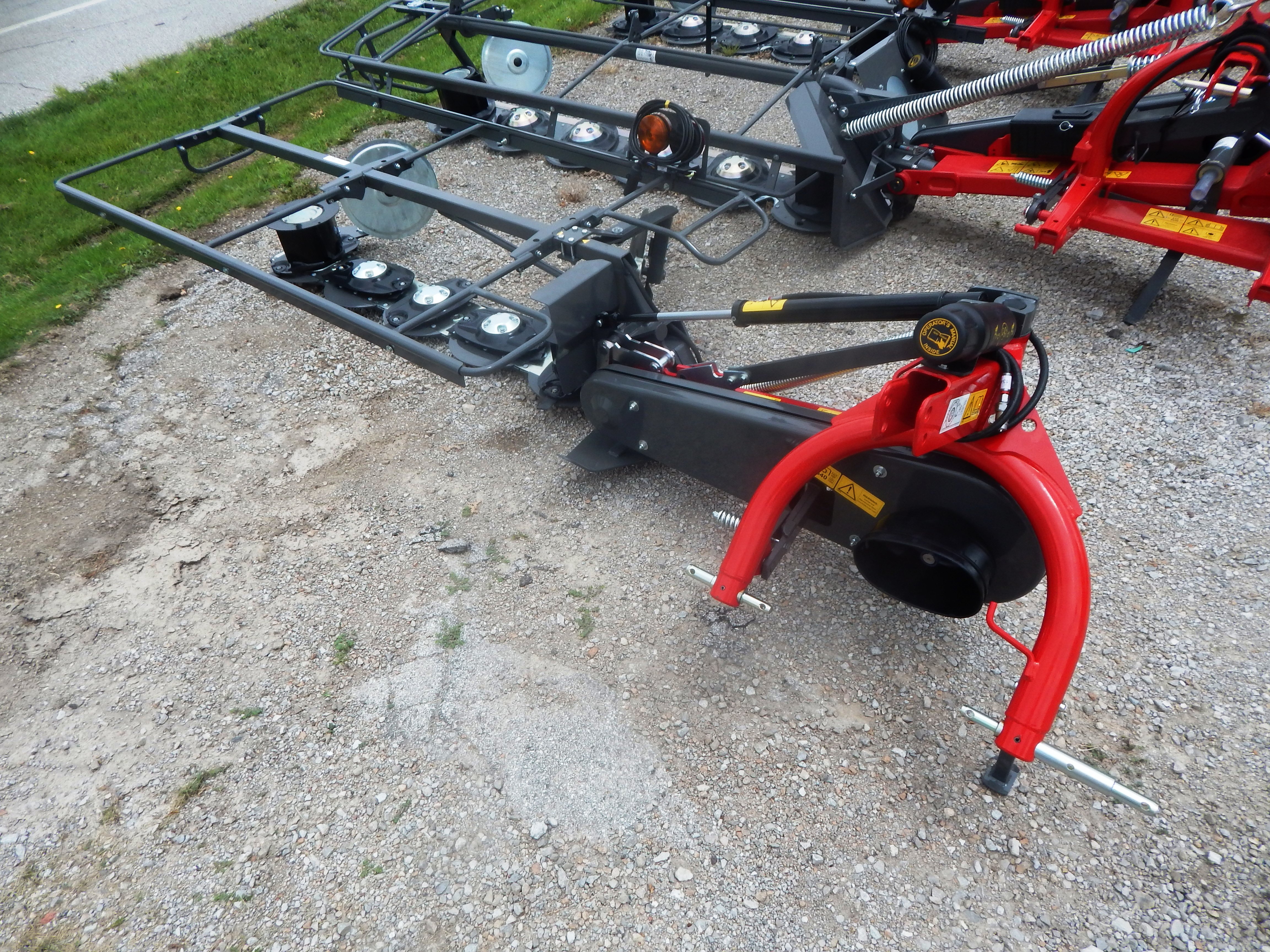 2026 Massey Ferguson DM205 Farmer Mower/Disc