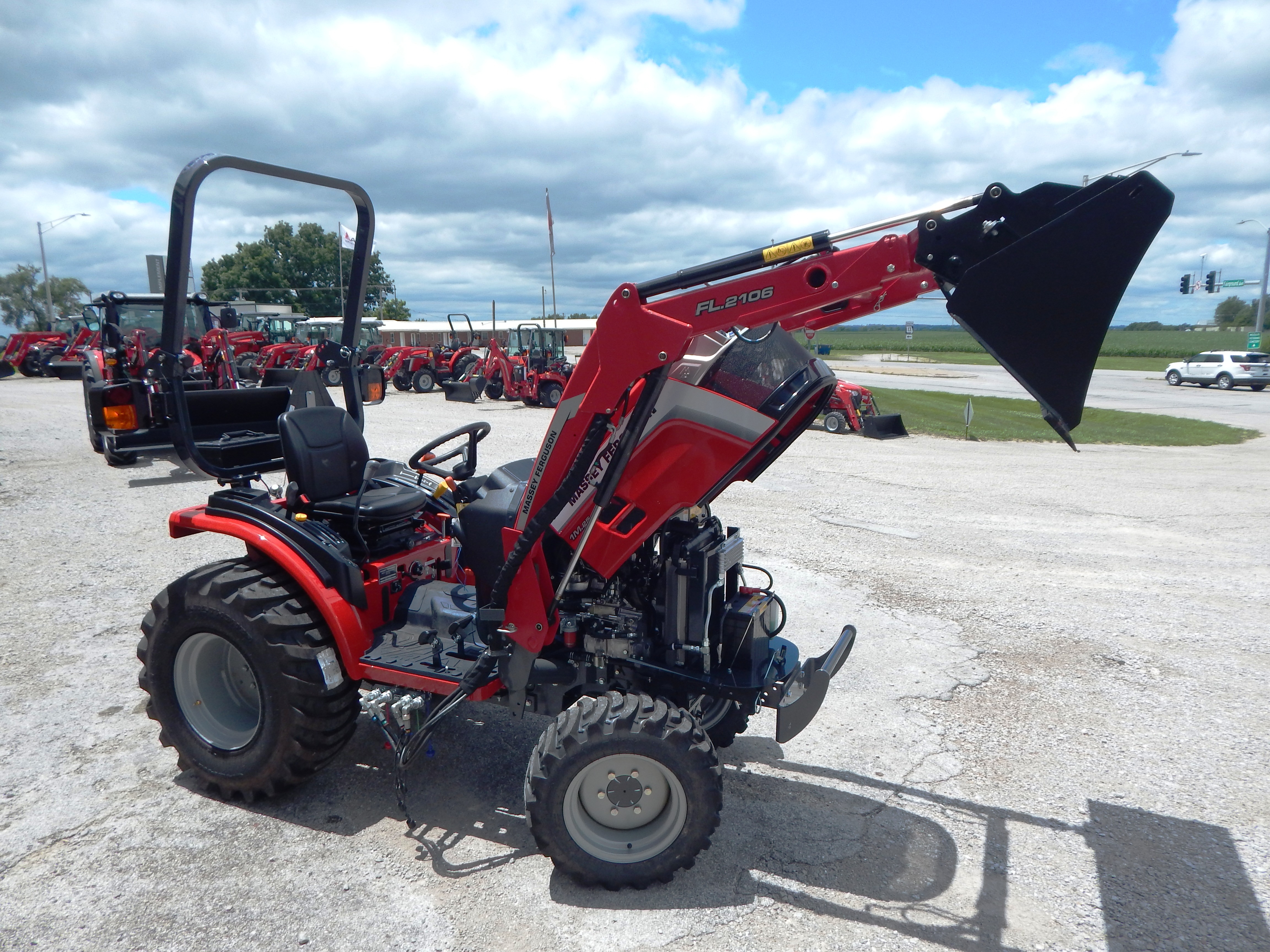2026 Massey Ferguson 1M.25 Hydro Tractor