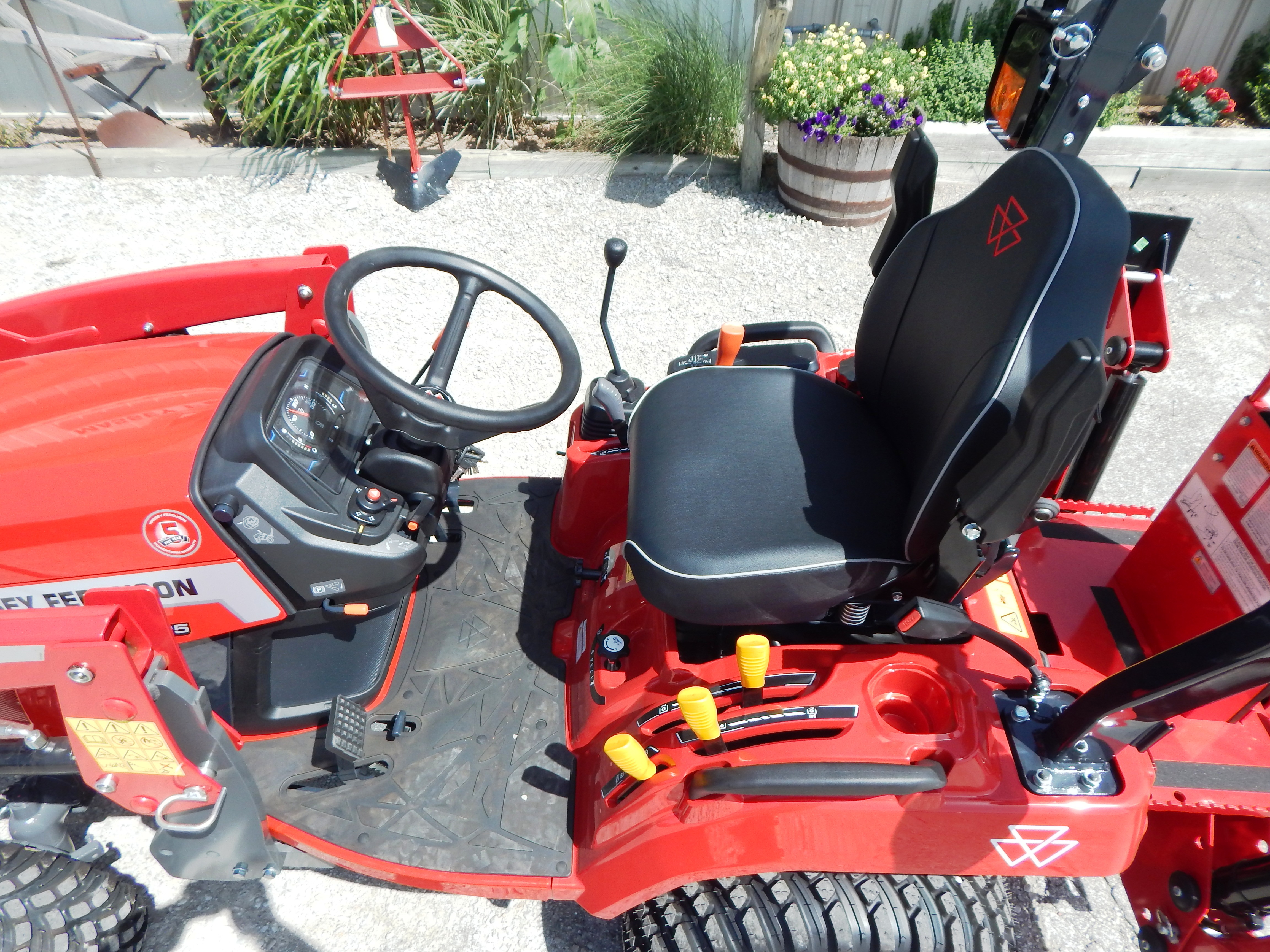 2026 Massey Ferguson 1GC.25B TLB Tractor