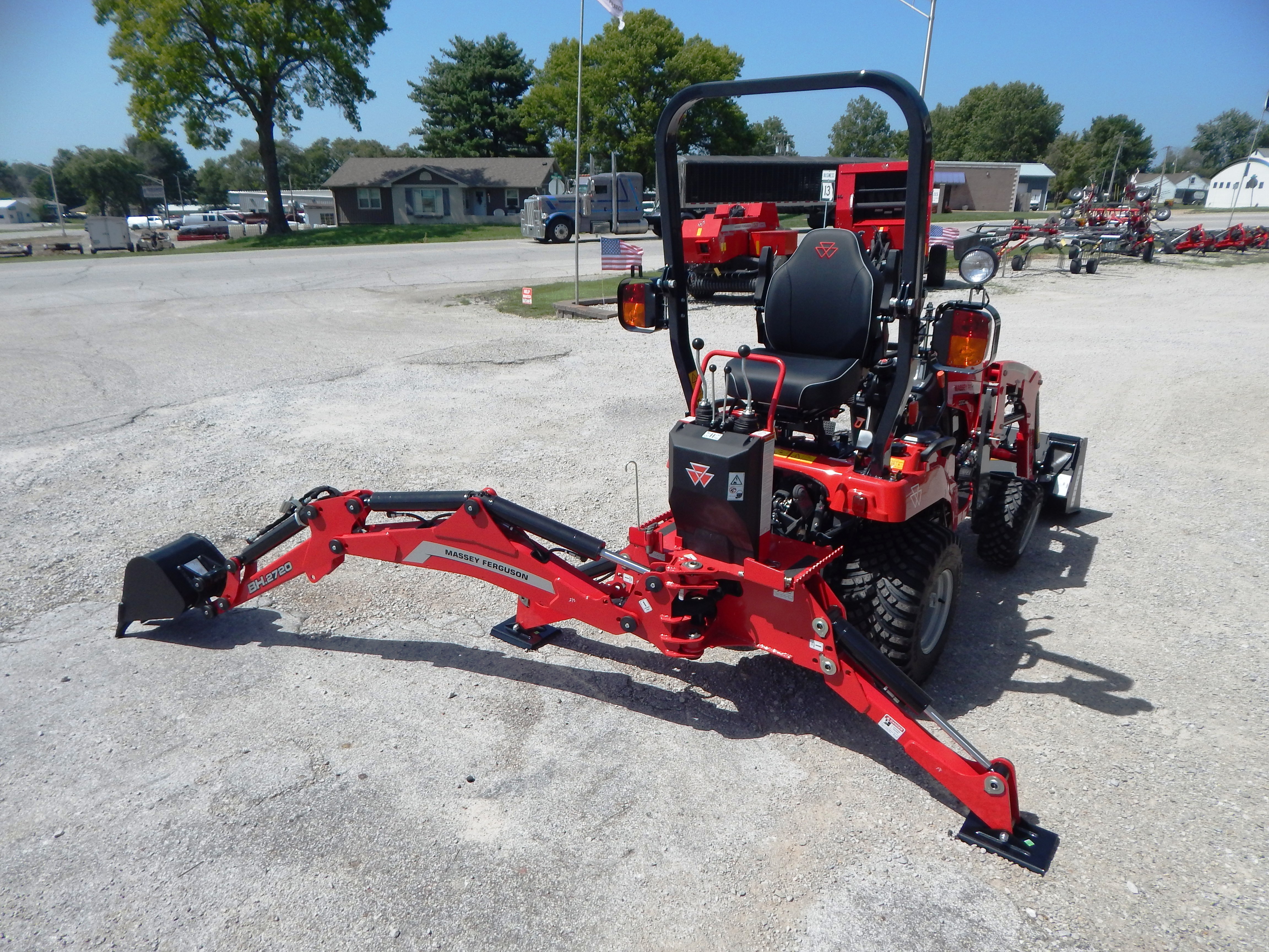 2026 Massey Ferguson 1GC.25B TLB Tractor