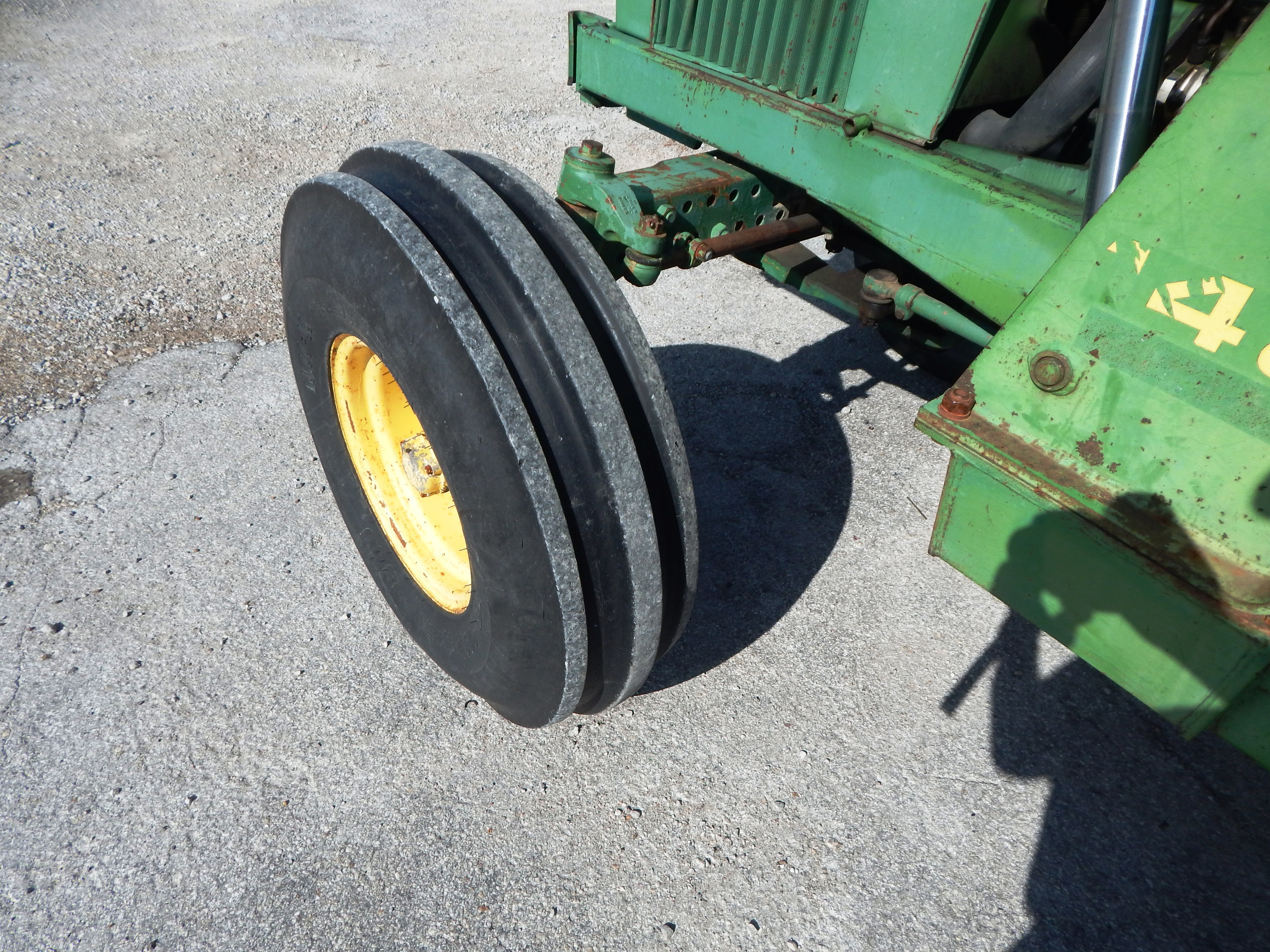 1977 John Deere 2840 Tractor