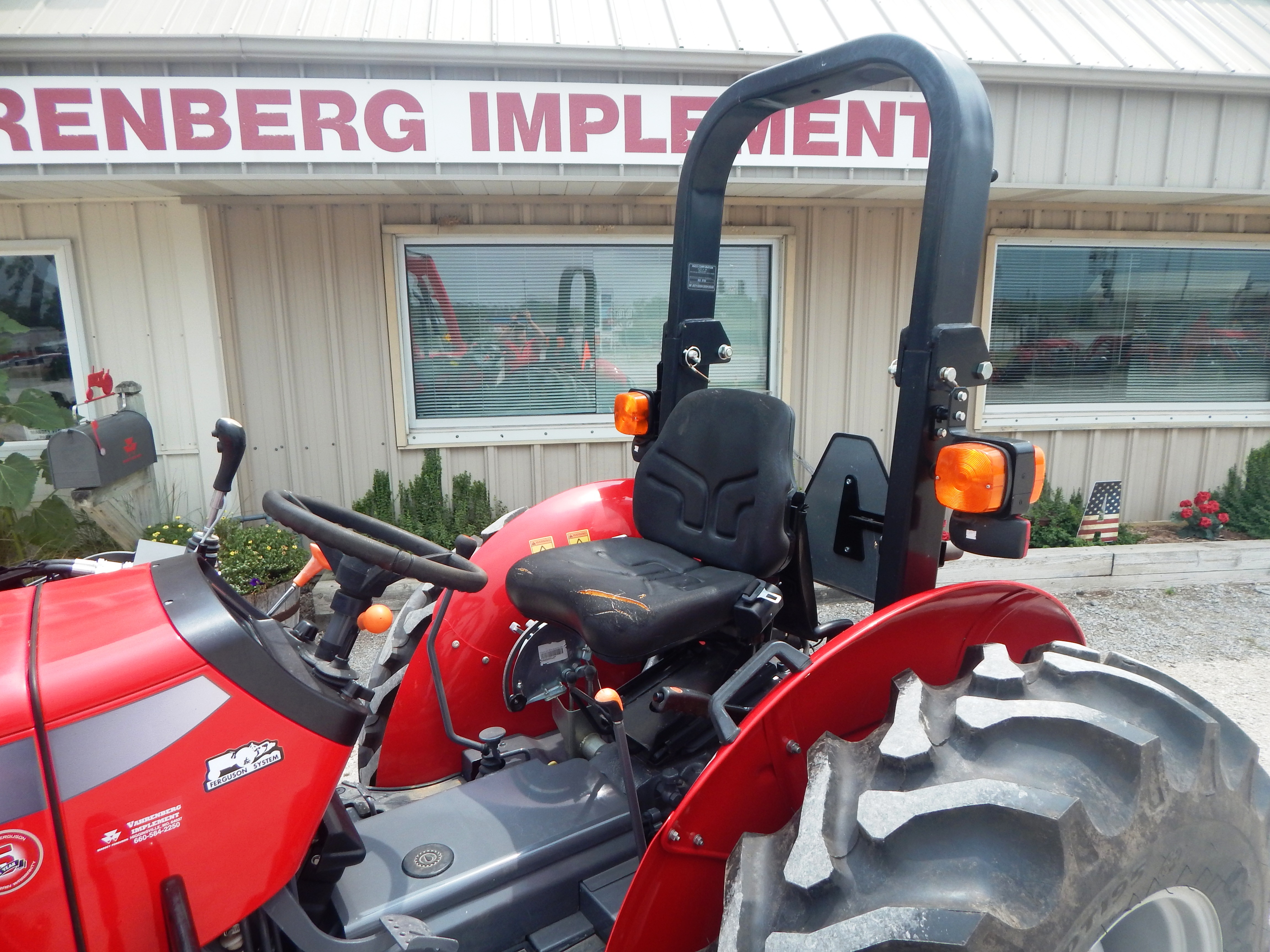 2022 Massey Ferguson 2605H Tractor