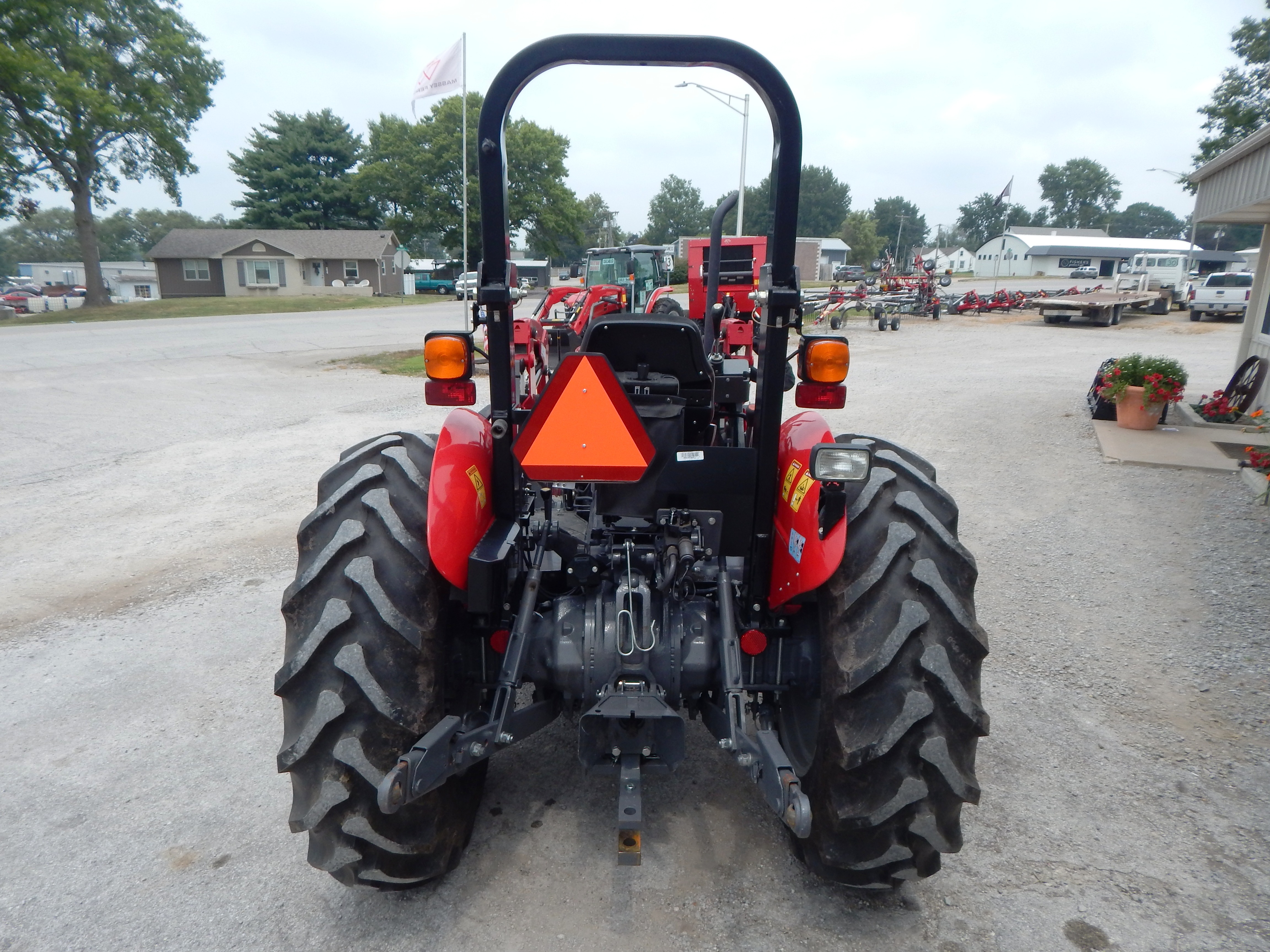2022 Massey Ferguson 2605H Tractor