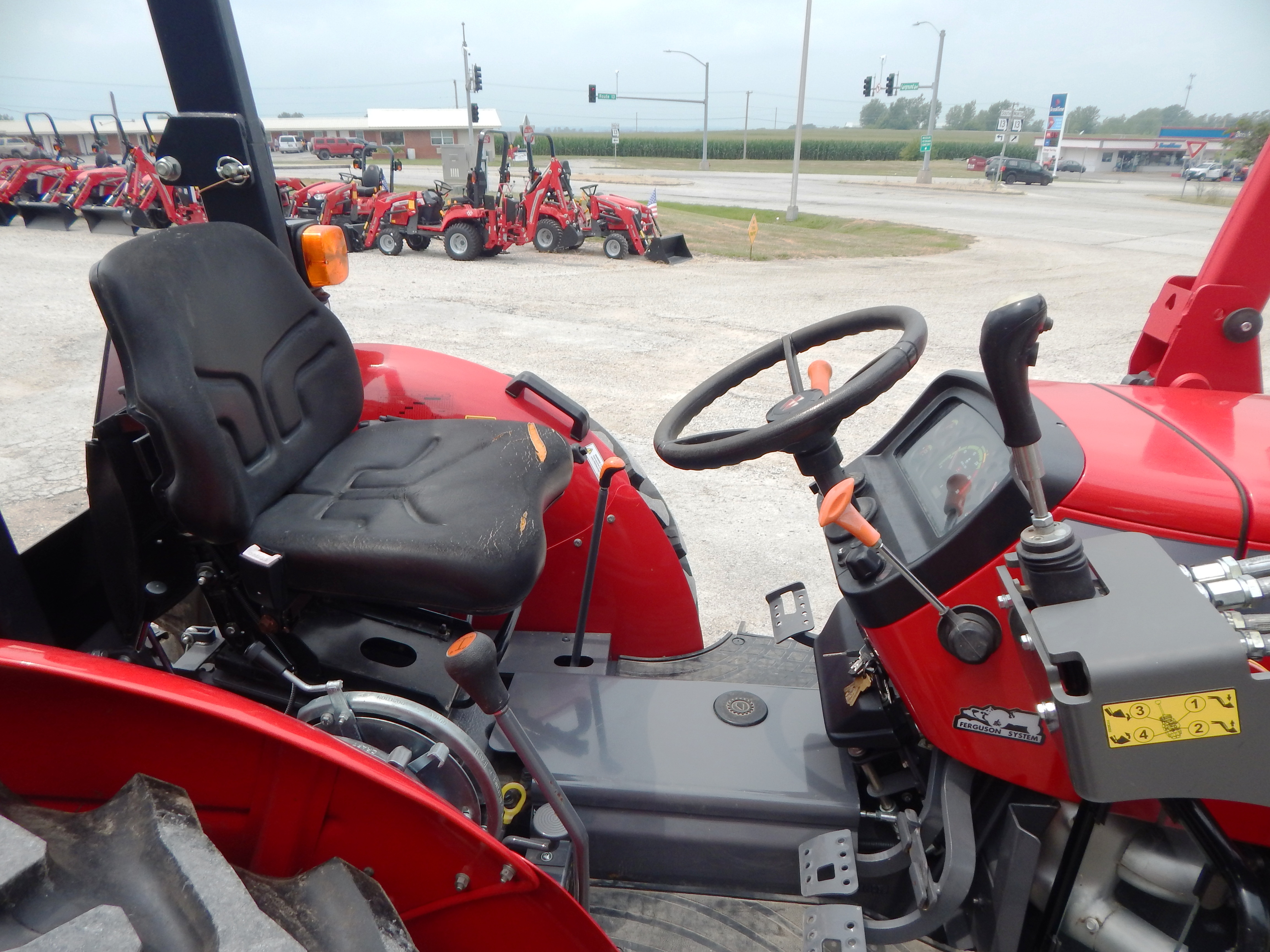 2022 Massey Ferguson 2605H Tractor