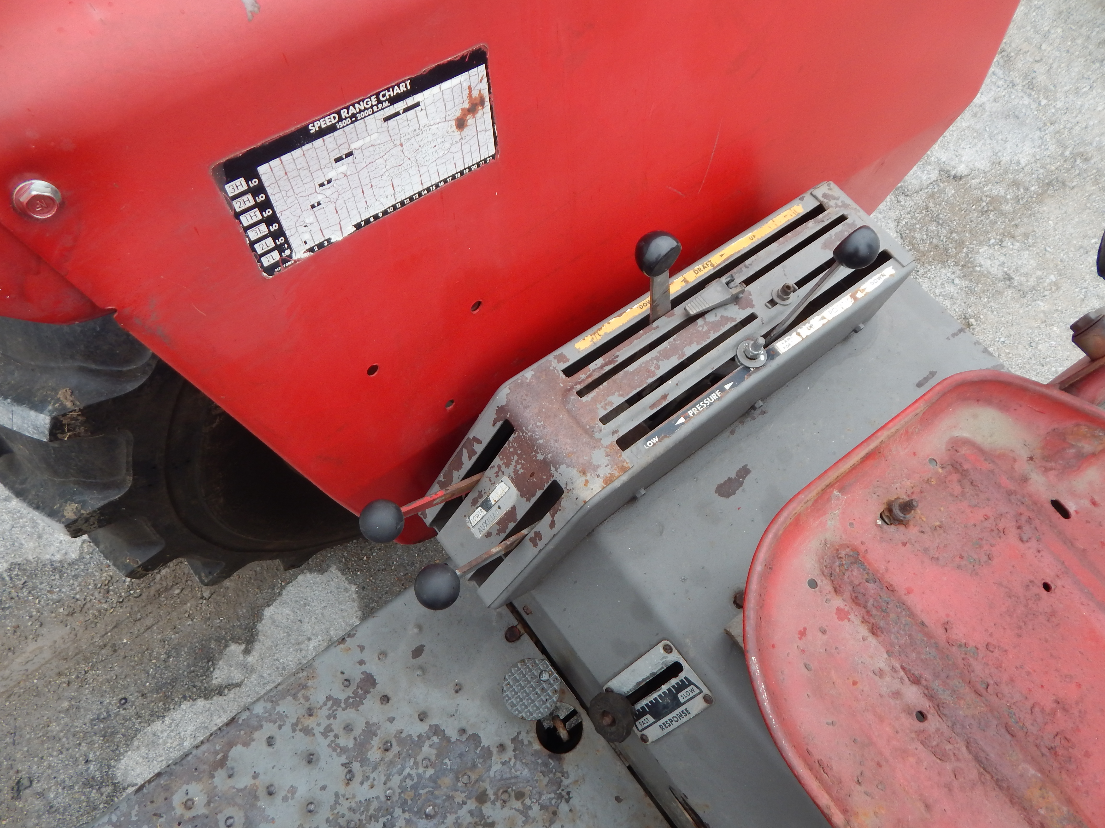 Massey Ferguson 1080 Tractor