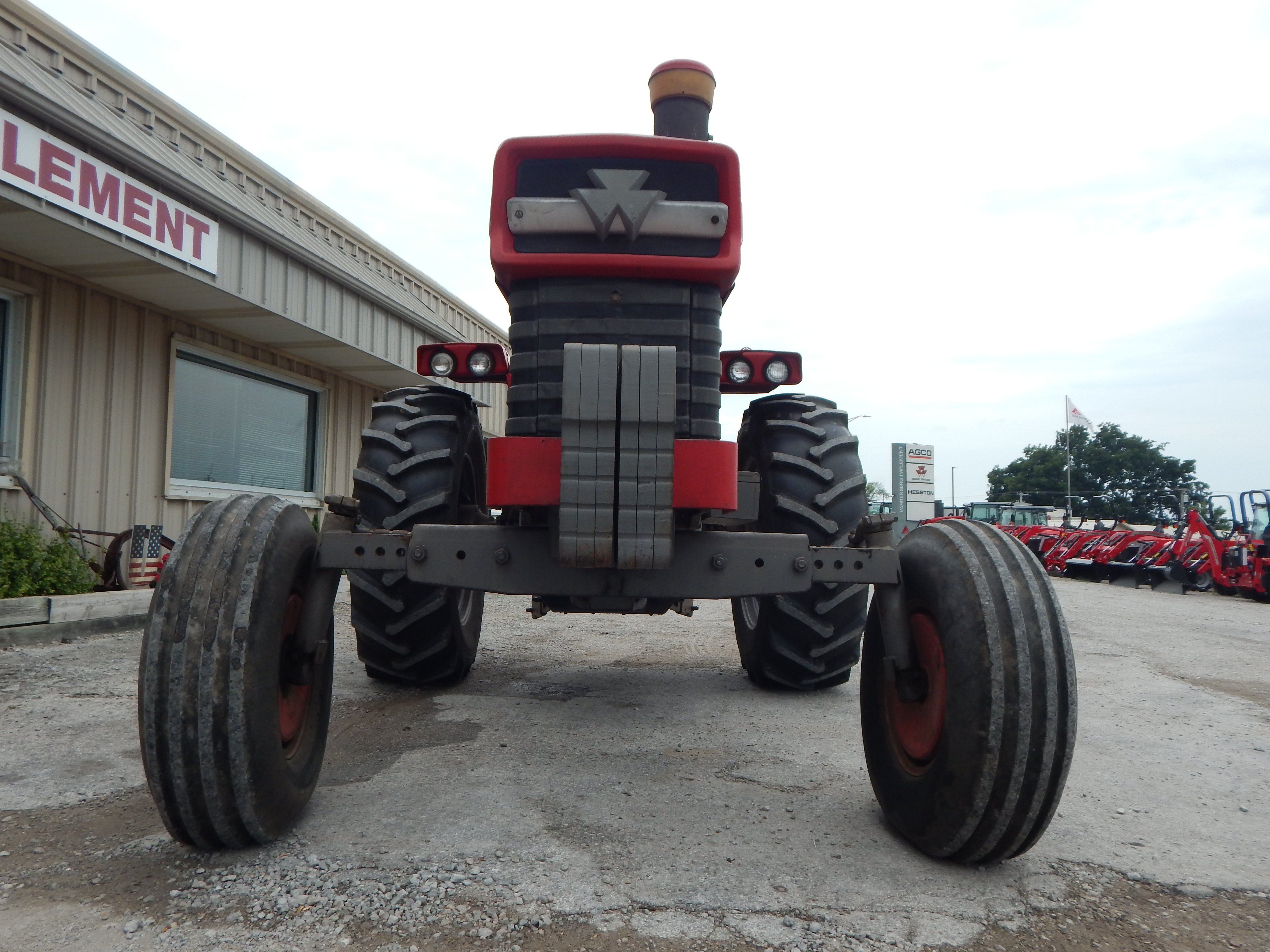 Massey Ferguson 1080 Tractor
