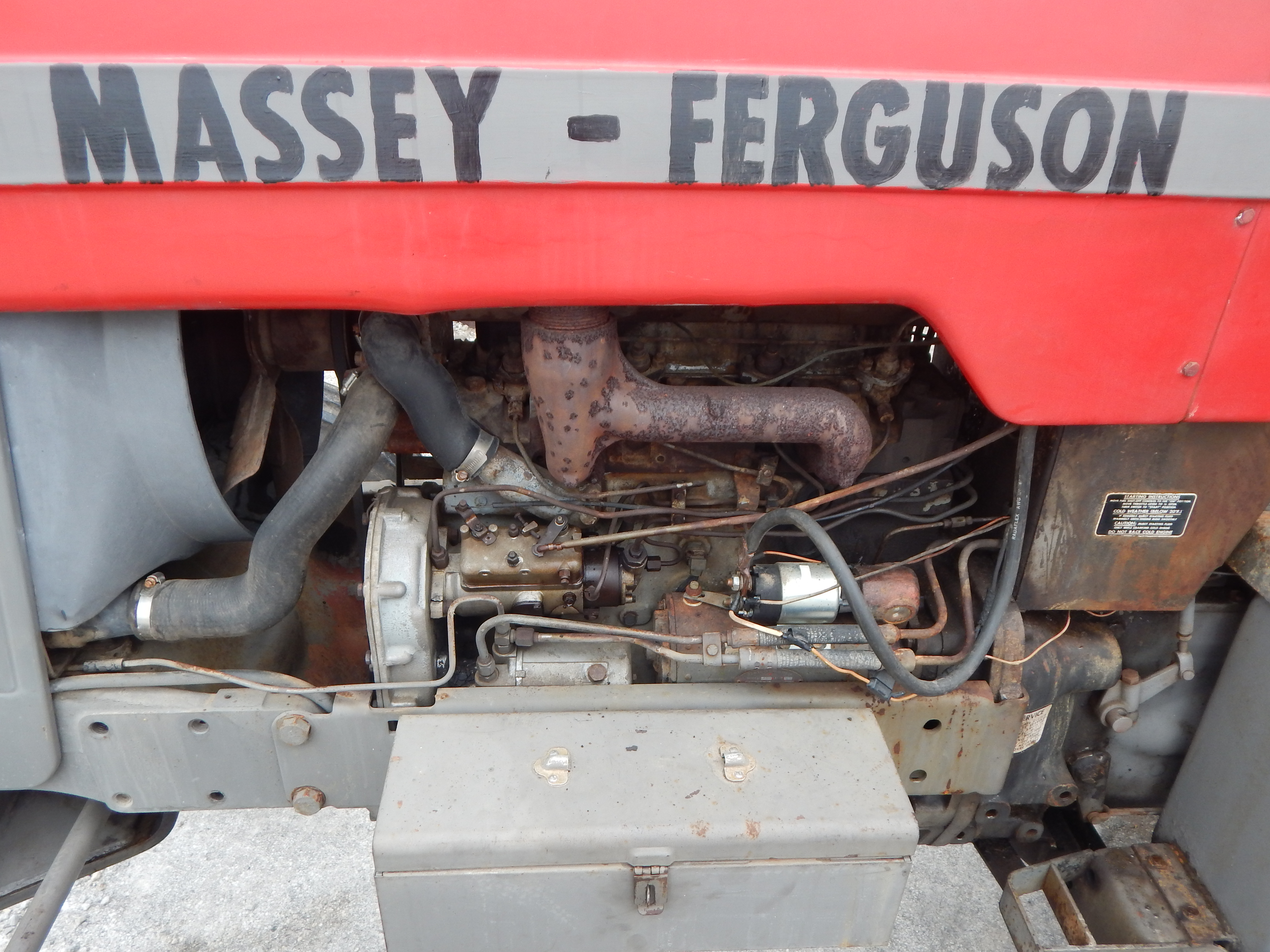 Massey Ferguson 1080 Tractor